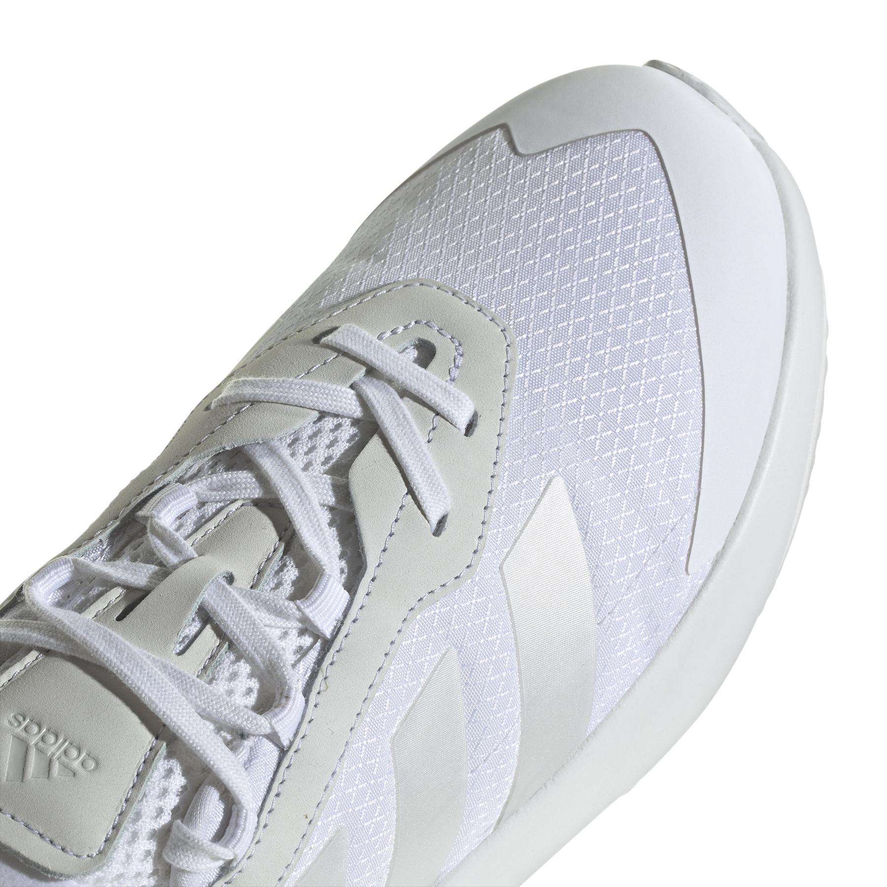 product/a/d/adidas_id2340_8_footwear_photography_detail_view_1_white_bv.jpg