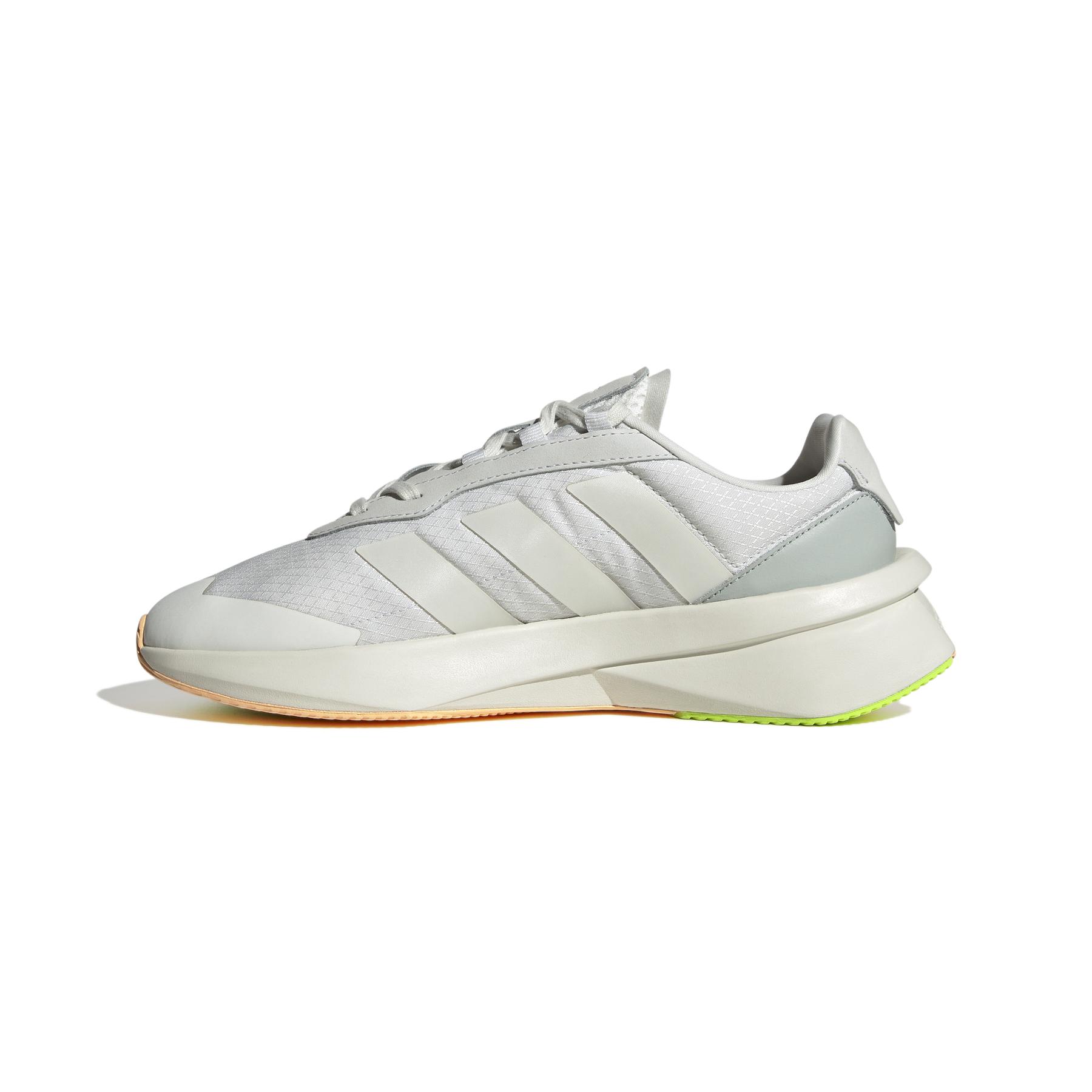 product/a/d/adidas_id2372_5_footwear_photography_side_medial_center_view_white_bv.jpg