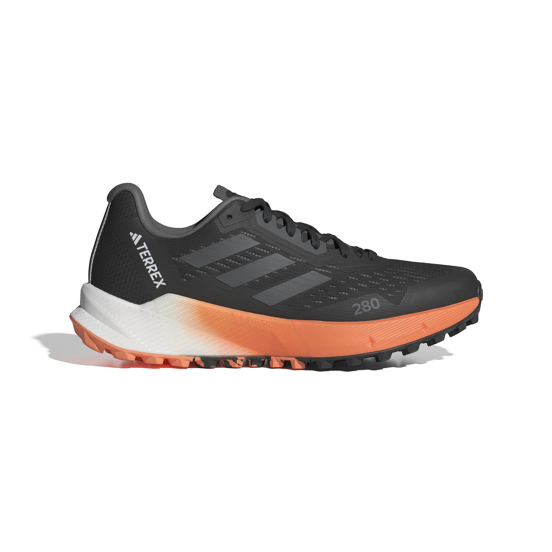 product/a/d/adidas_id2502_1_footwear_photography_side_lateral_center_view_white.jpg