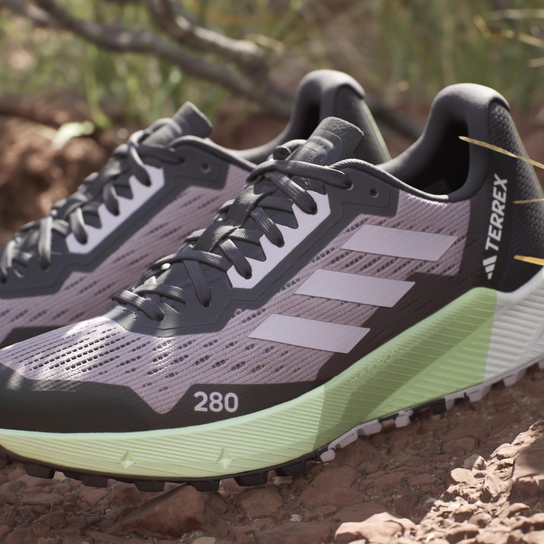 product/a/d/adidas_id2504_22_footwear_photography_heromrktng_view_9.jpg