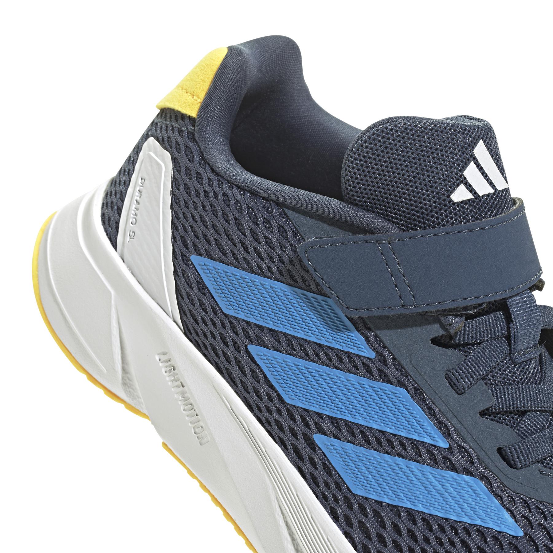 product/a/d/adidas_id2628_8_footwear_photography_detail_view_1_white.jpg