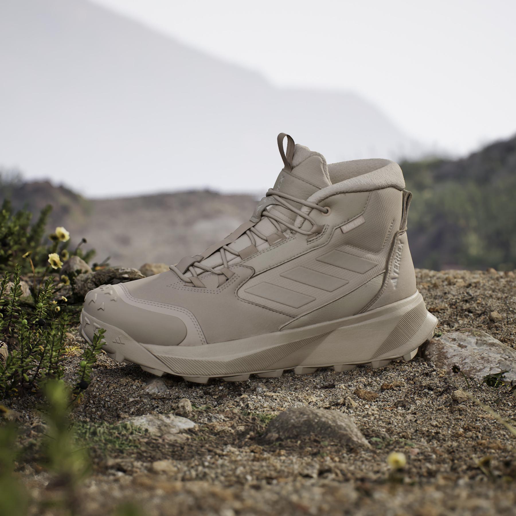 product/a/d/adidas_id3436_20_footwear_photography_heromrktng_view_7.jpg
