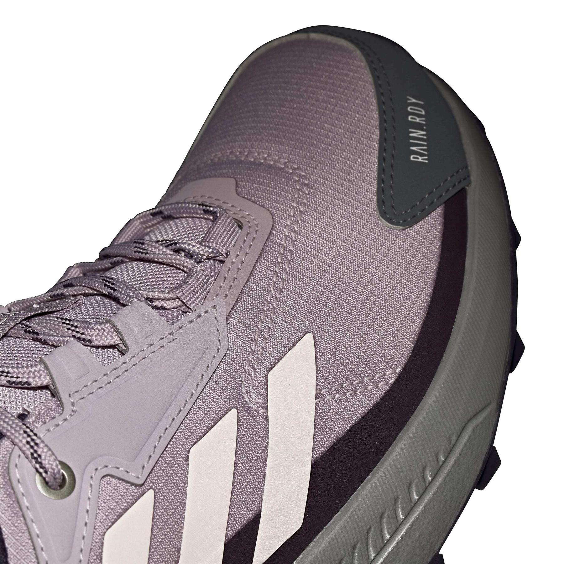 product/a/d/adidas_id3471_12_footwear_photography_reflective_detail_white-nw091625.jpg