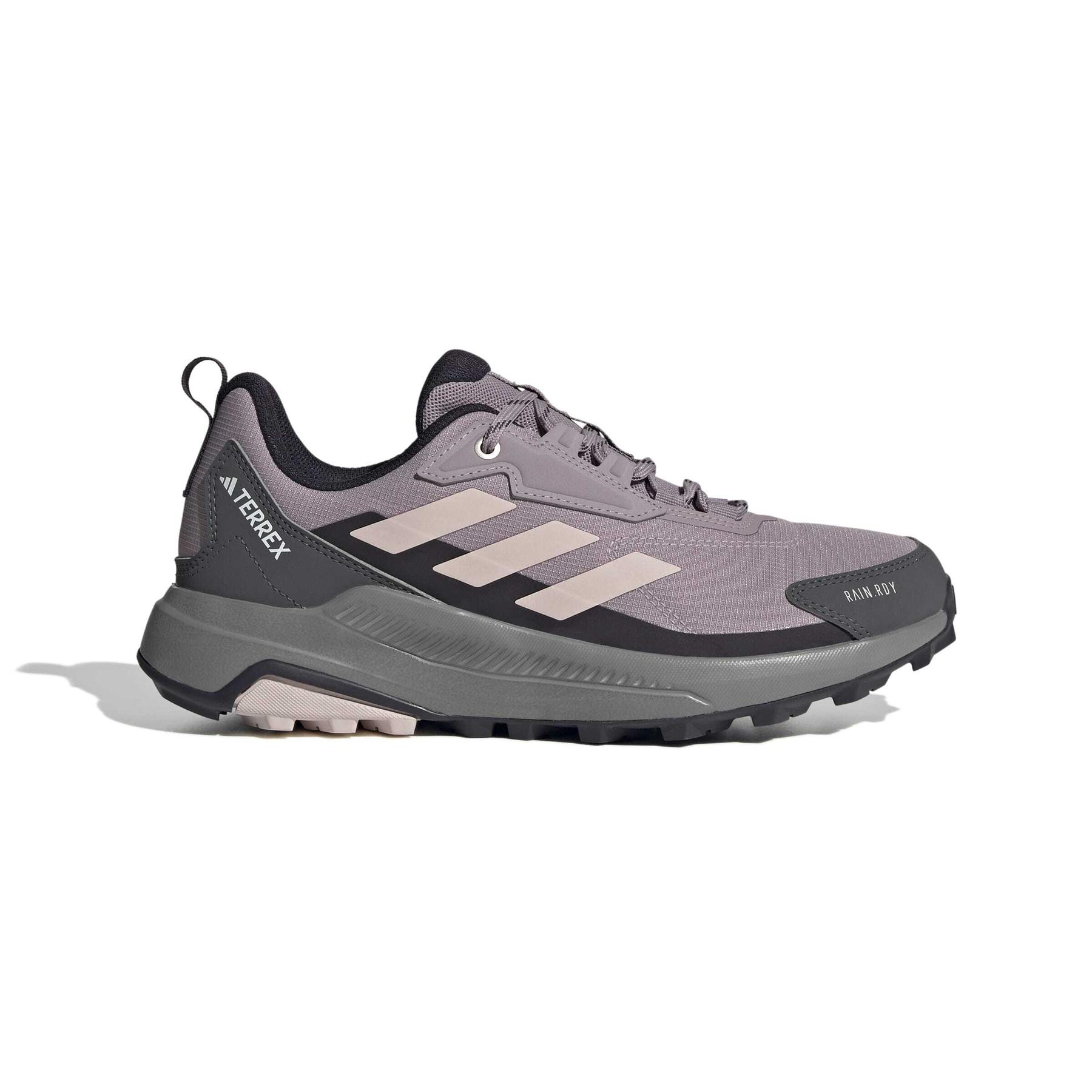 product/a/d/adidas_id3471_1_footwear_photography_side_lateral_center_view_white-nw091625.jpg