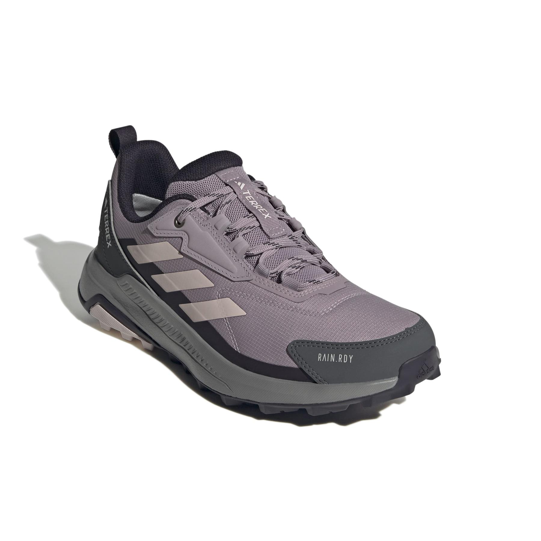 product/a/d/adidas_id3471_6_footwear_photography_front_lateral_top_view_white-nw091625.jpg