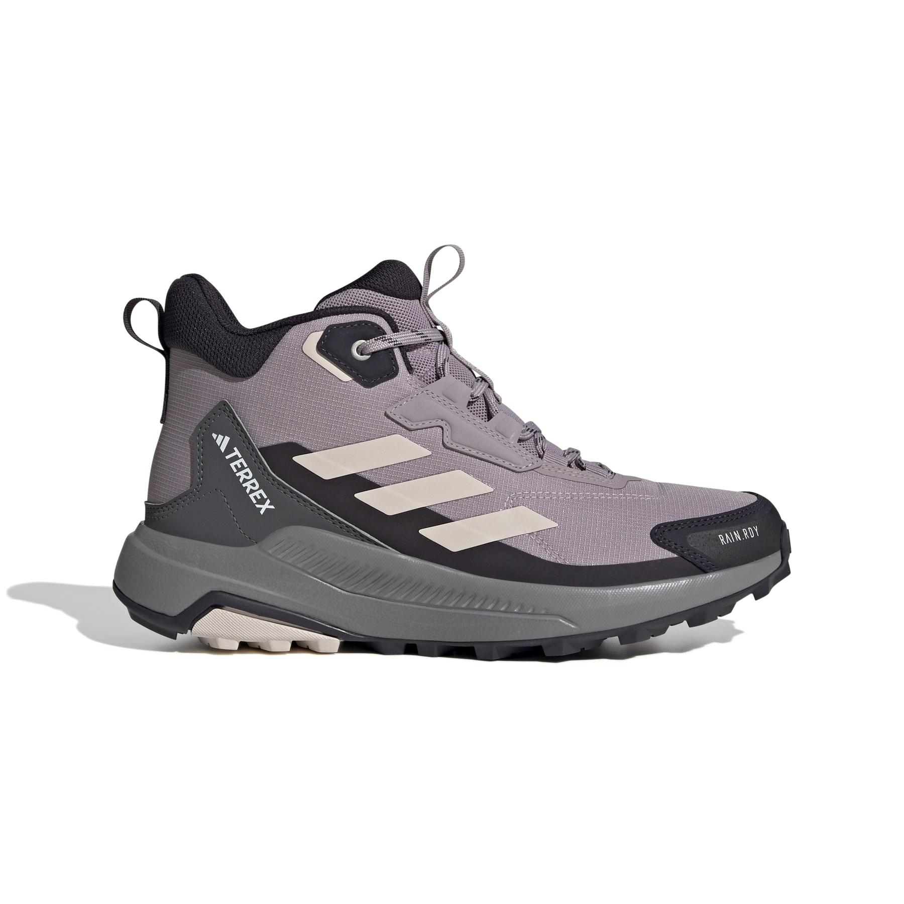 product/a/d/adidas_id3475_1_footwear_photography_side_lateral_center_view_white.jpg