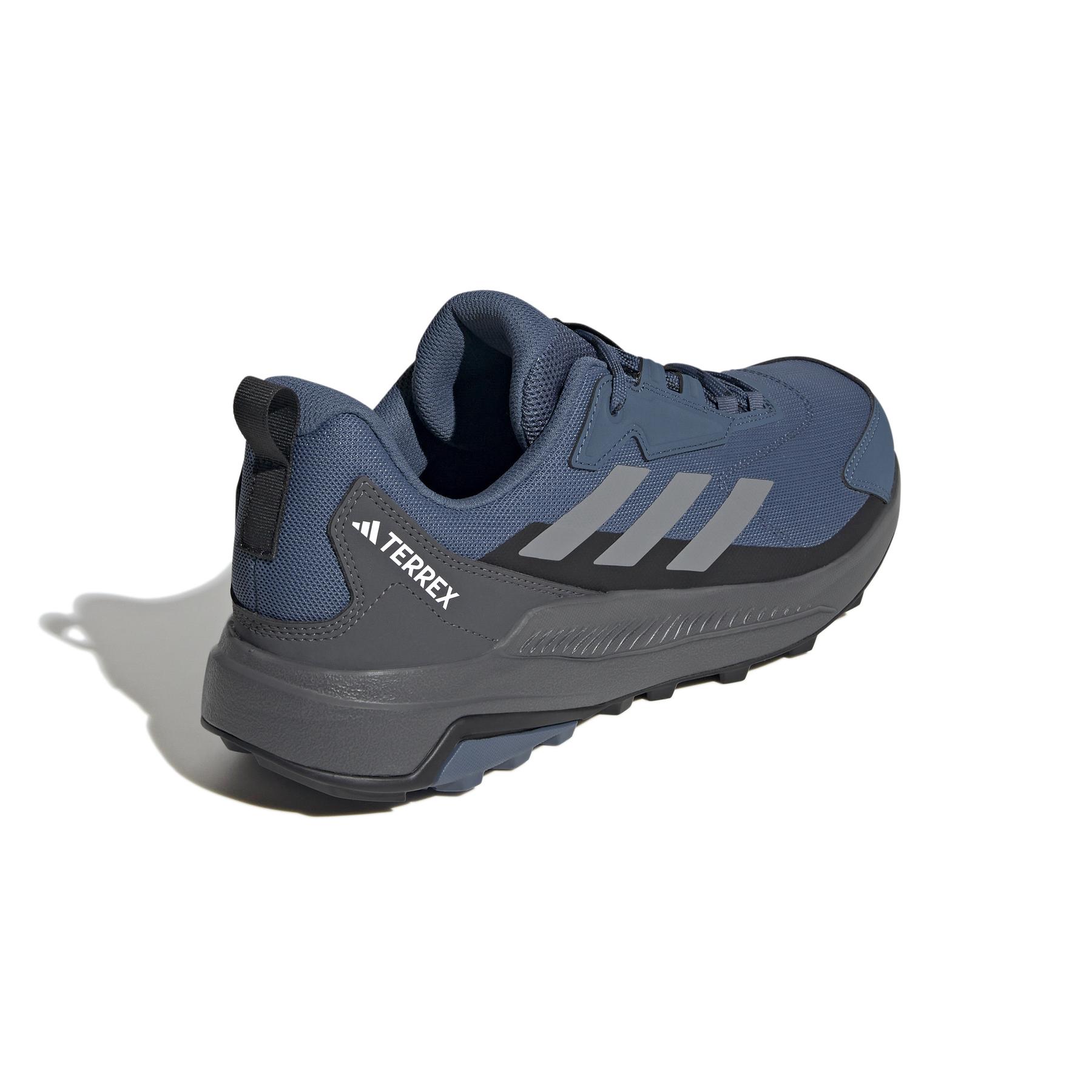 product/a/d/adidas_id5486_7_footwear_photography_back_lateral_top_view_white.jpg