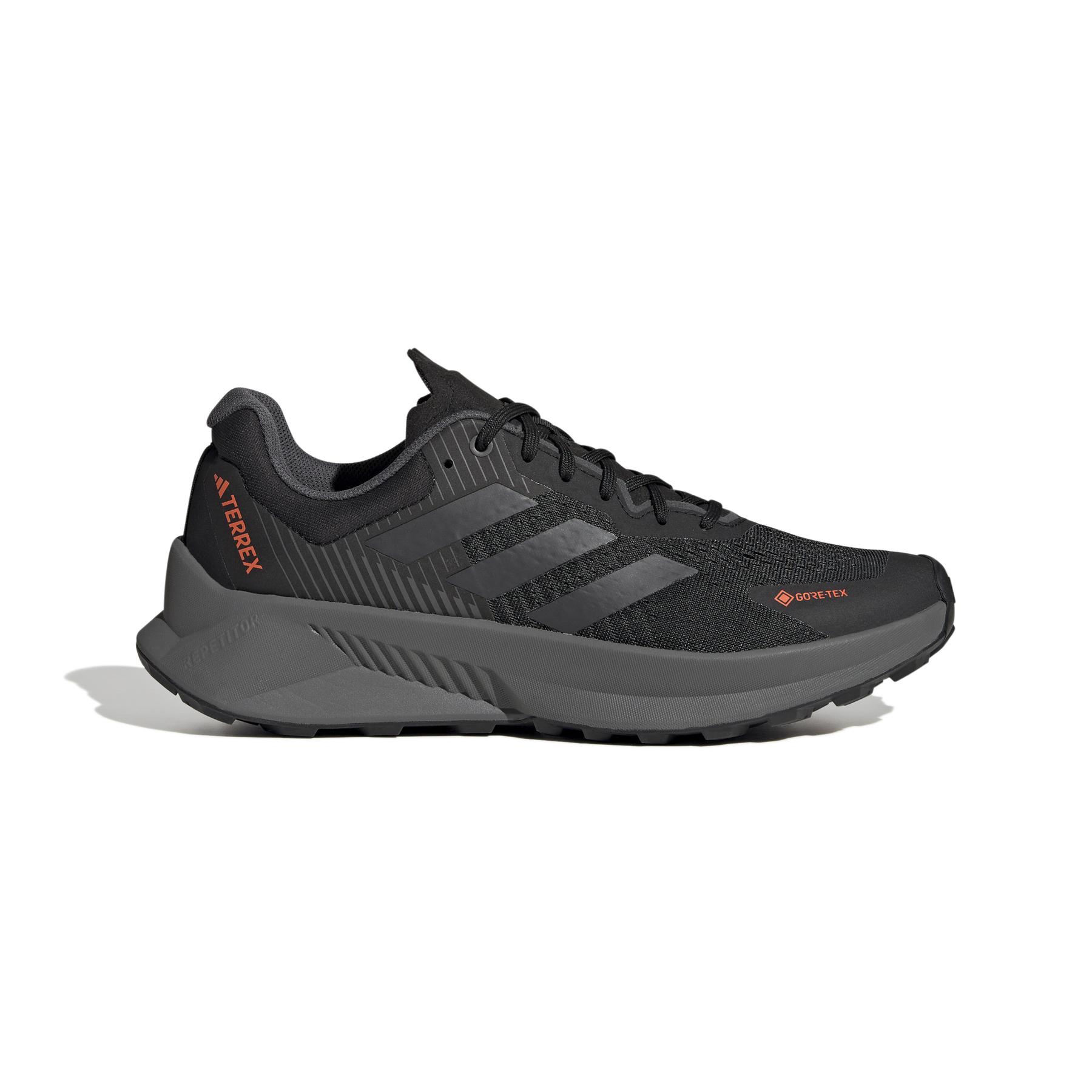 product/a/d/adidas_id6714_1_footwear_photography_side_lateral_center_view_white_bv.jpg