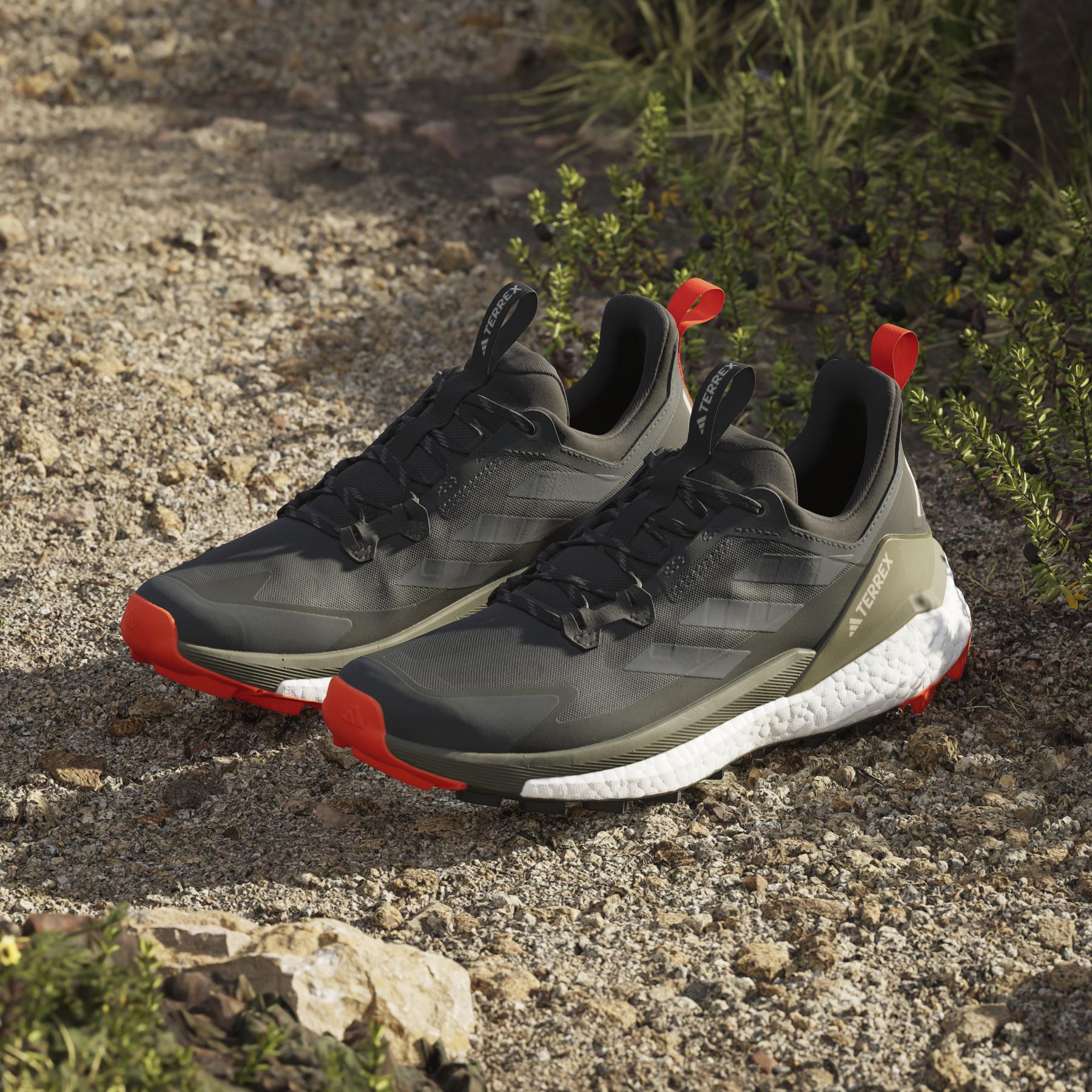 product/a/d/adidas_id7690_19_footwear_photography_heromrktng_view_5_white.jpg