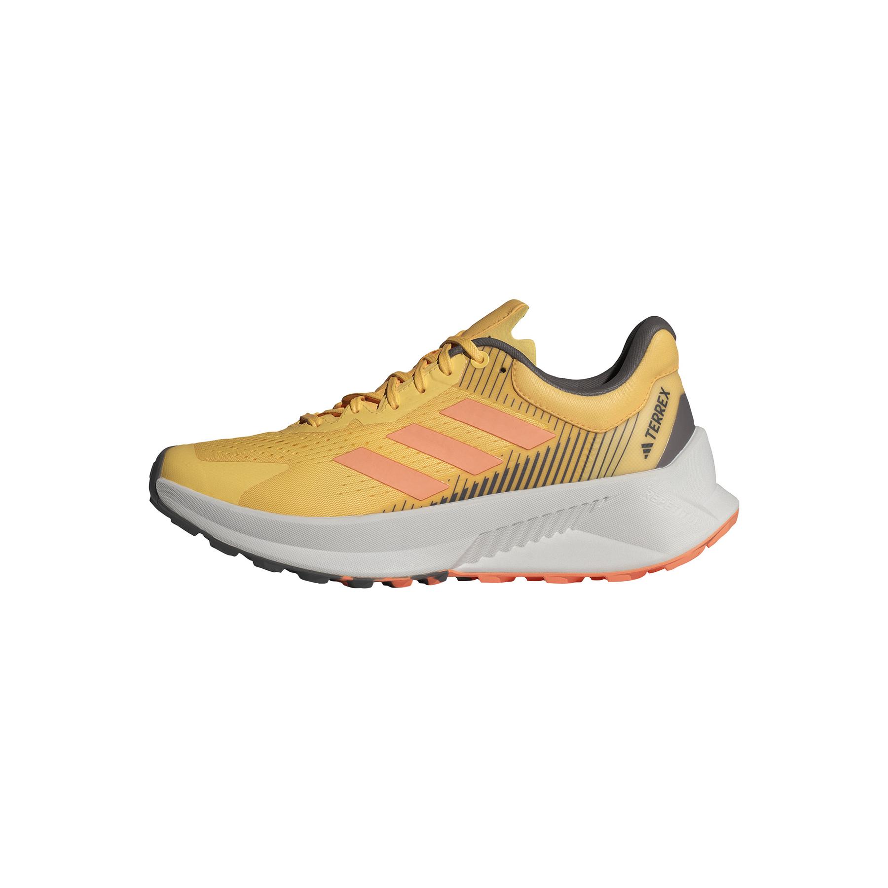 product/a/d/adidas_id7720_12_footwear_photography_left_side_center_lateral_view_white-nw032224.jpg