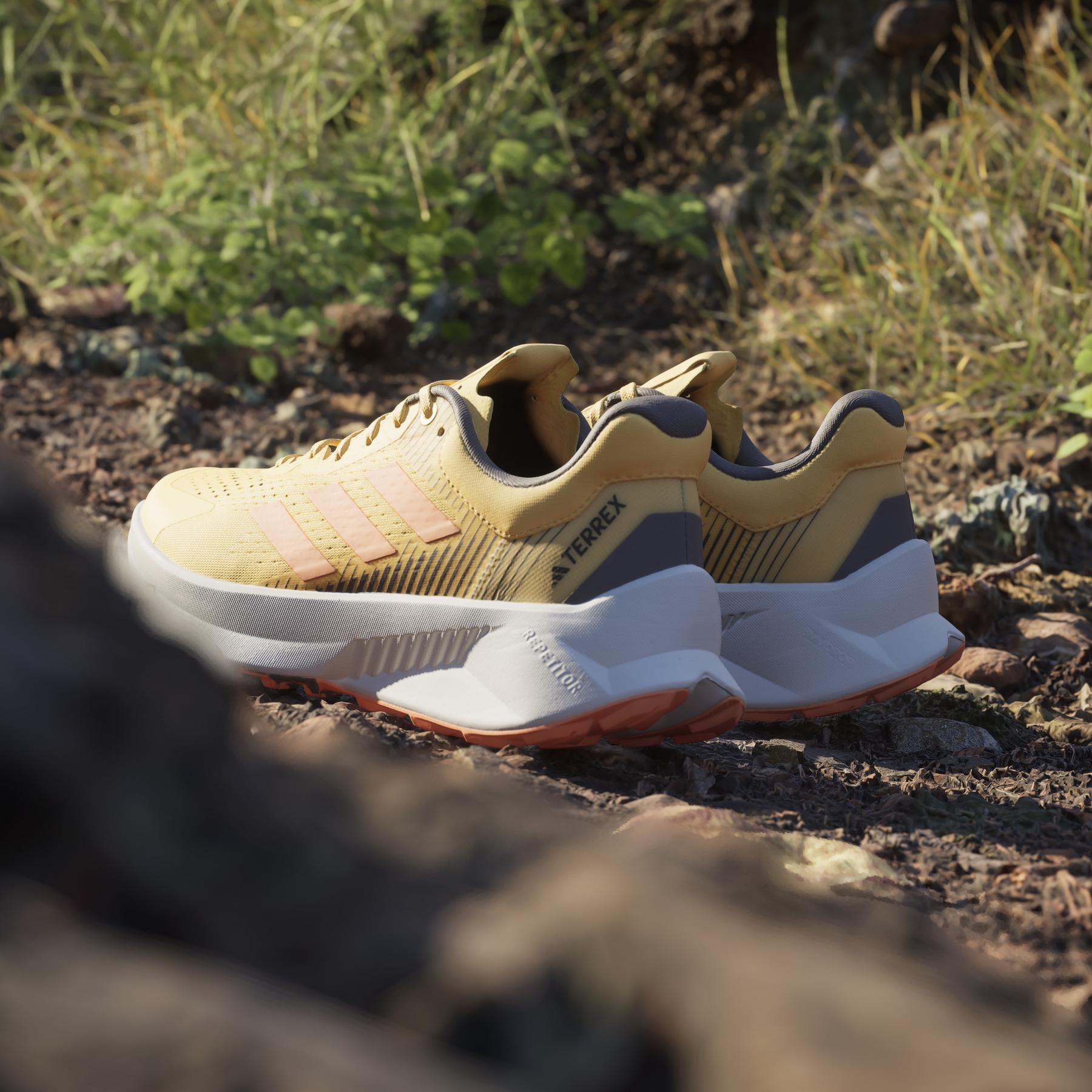 product/a/d/adidas_id7720_19_footwear_photography_heromrktng_view_6_white-nw032224.jpg