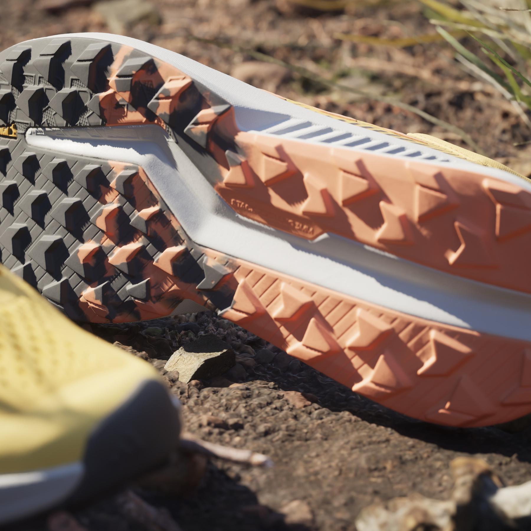 product/a/d/adidas_id7720_24_footwear_photography_heromrktng_view_11_white-nw032224.jpg