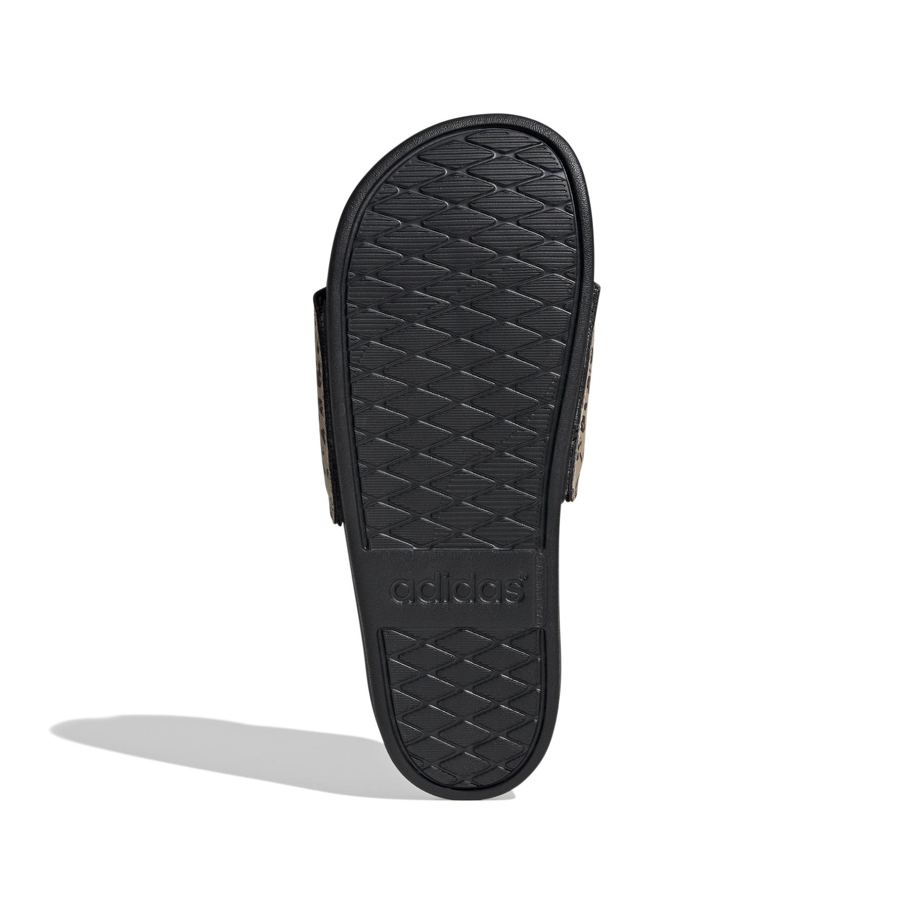 product/a/d/adidas_id8502_4_footwear_photography_bottom_view_white.jpg