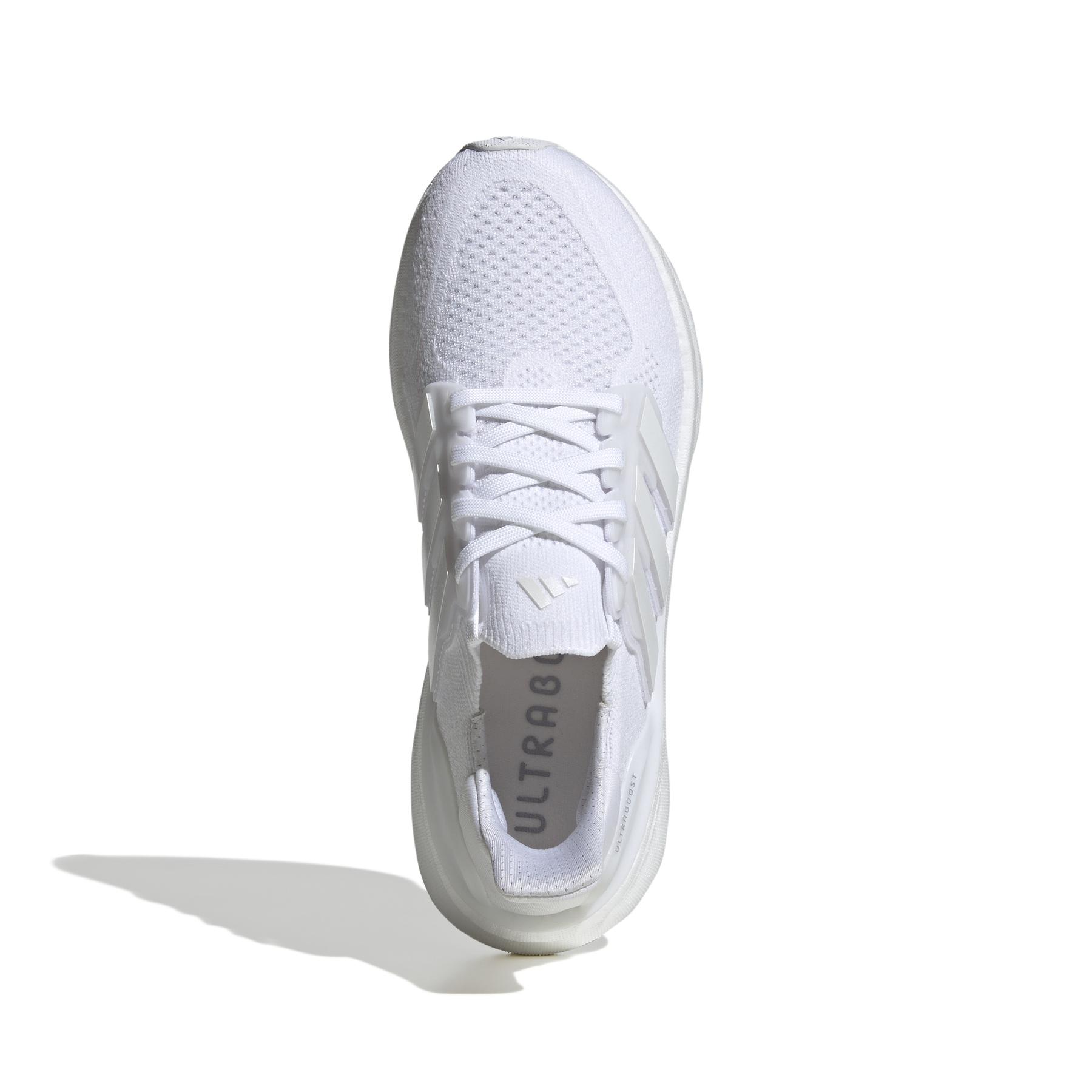 product/a/d/adidas_id8848_3_footwear_photography_top_portrait_view_white.jpg