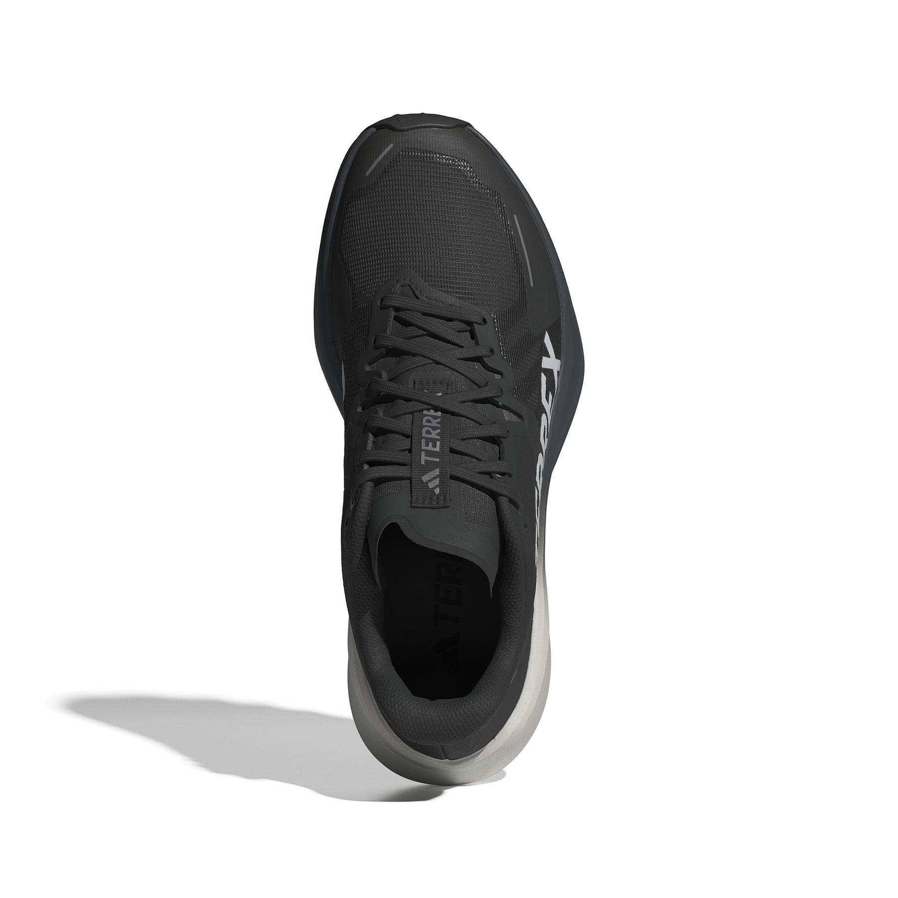 product/a/d/adidas_ie0813_3_footwear_photography_top_portrait_view_white.jpg