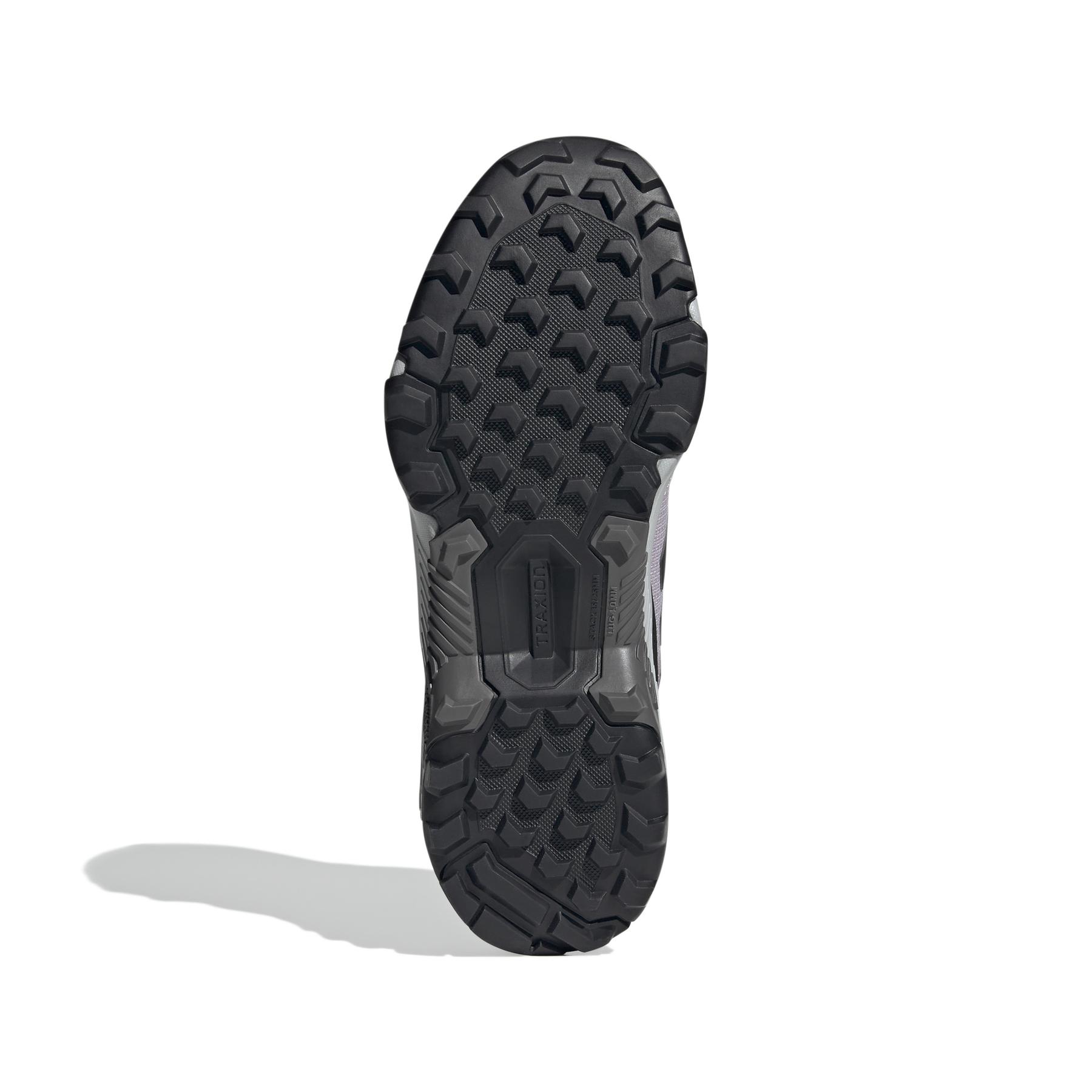 product/a/d/adidas_ie2589_4_footwear_photography_bottom_view_white.jpg