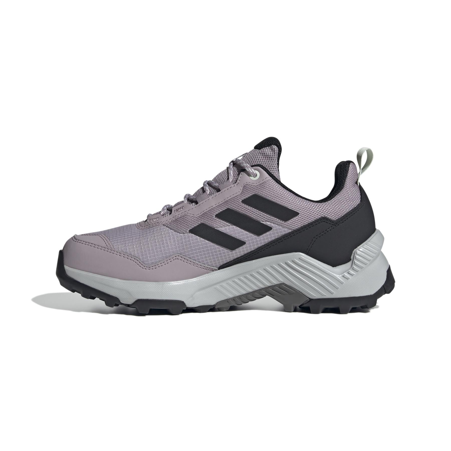 product/a/d/adidas_ie2589_5_footwear_photography_side_medial_center_view_white.jpg
