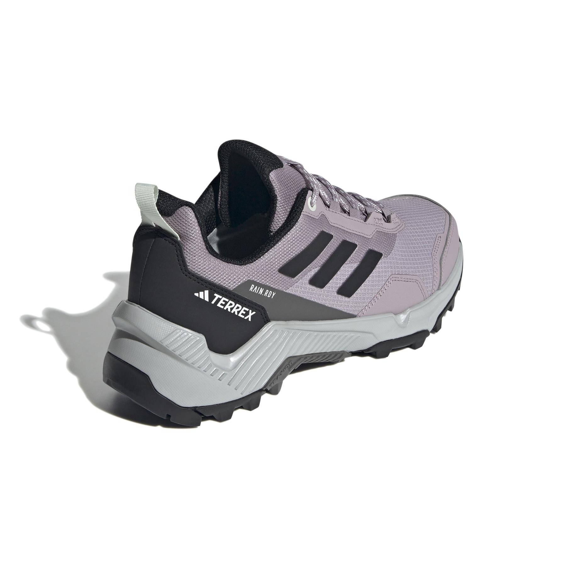 product/a/d/adidas_ie2589_7_footwear_photography_back_lateral_top_view_white.jpg