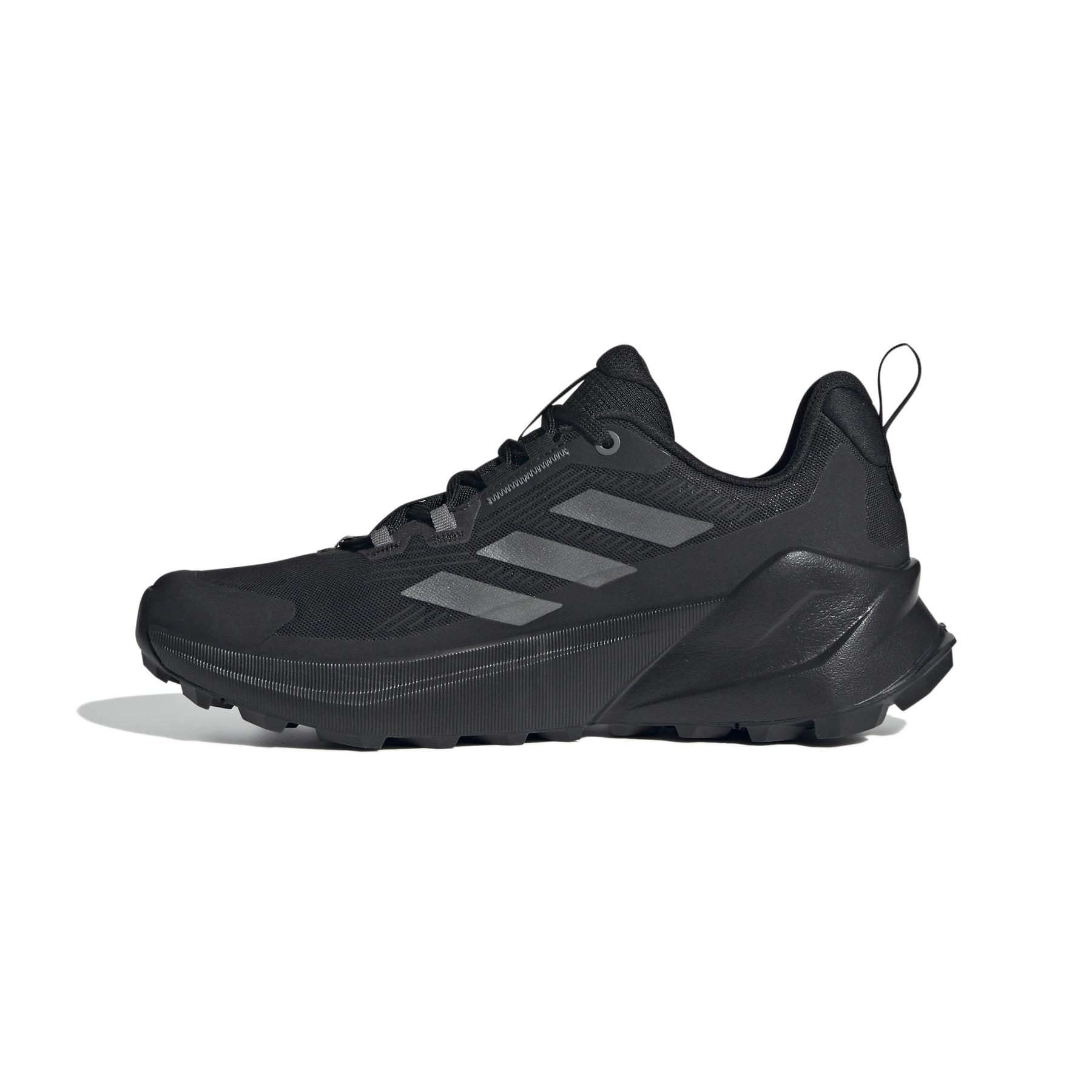 product/a/d/adidas_ie4847_5_footwear_photography_side_medial_center_view_white.jpg