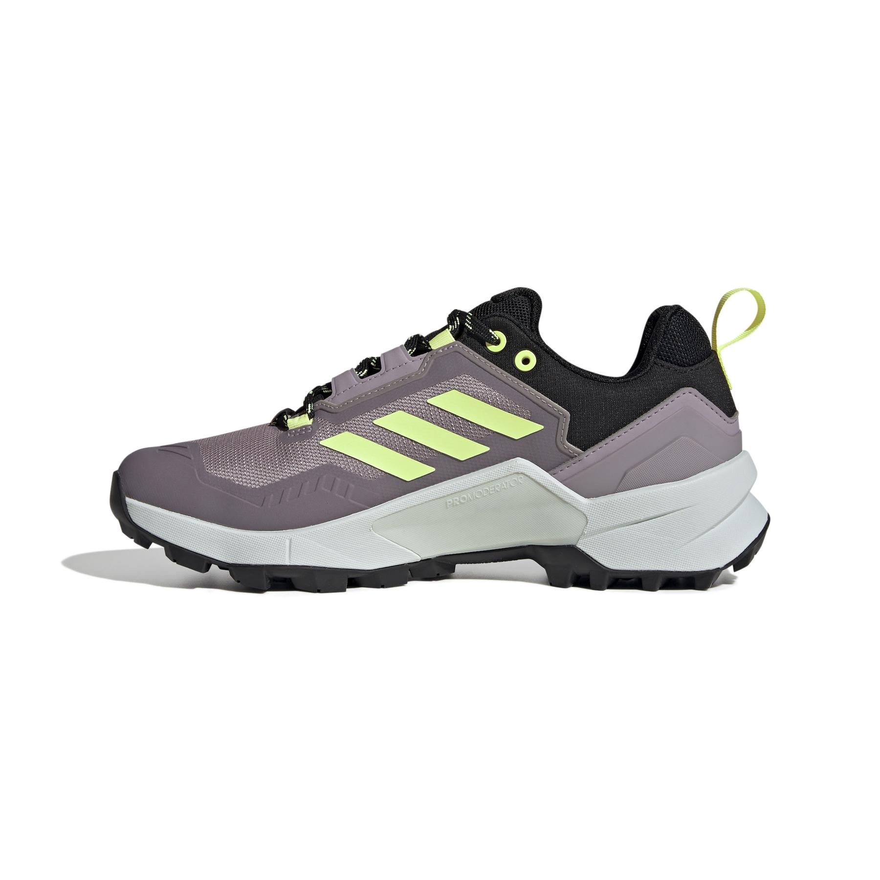 product/a/d/adidas_ie5071_5_footwear_photography_side_medial_center_view_white.jpg