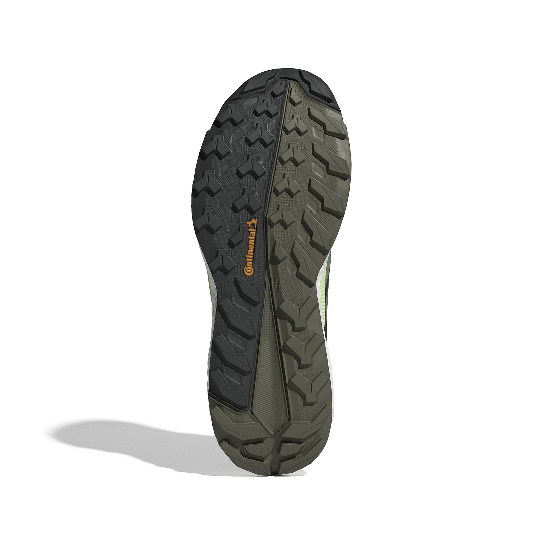 product/a/d/adidas_ie5109_4_footwear_photography_bottom_view_white.jpg