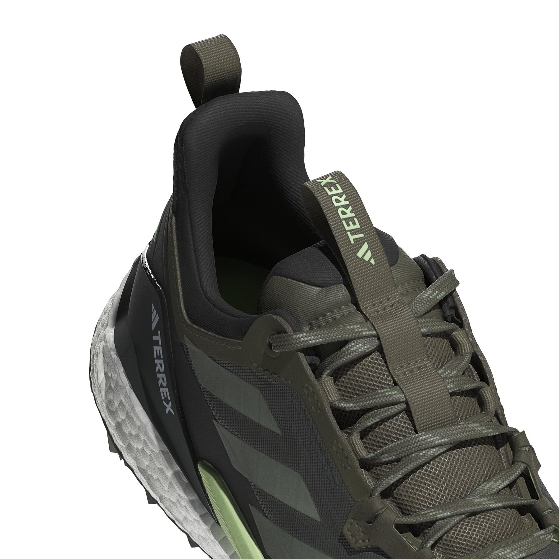 product/a/d/adidas_ie5109_8_footwear_photography_detail_view_1_white.jpg