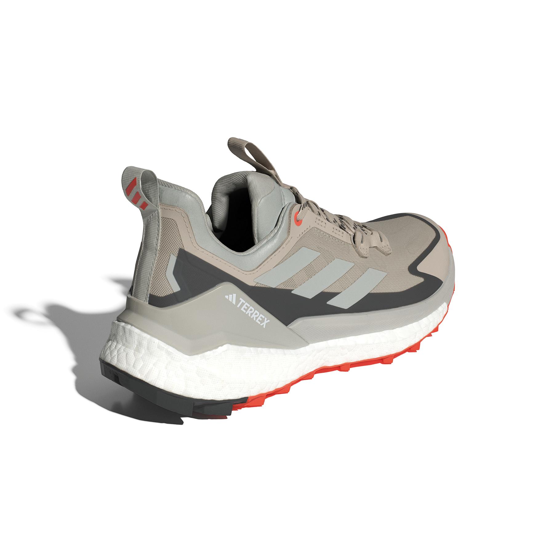 product/a/d/adidas_ie5121_7_footwear_photography_back_lateral_top_view_white-030824.jpg