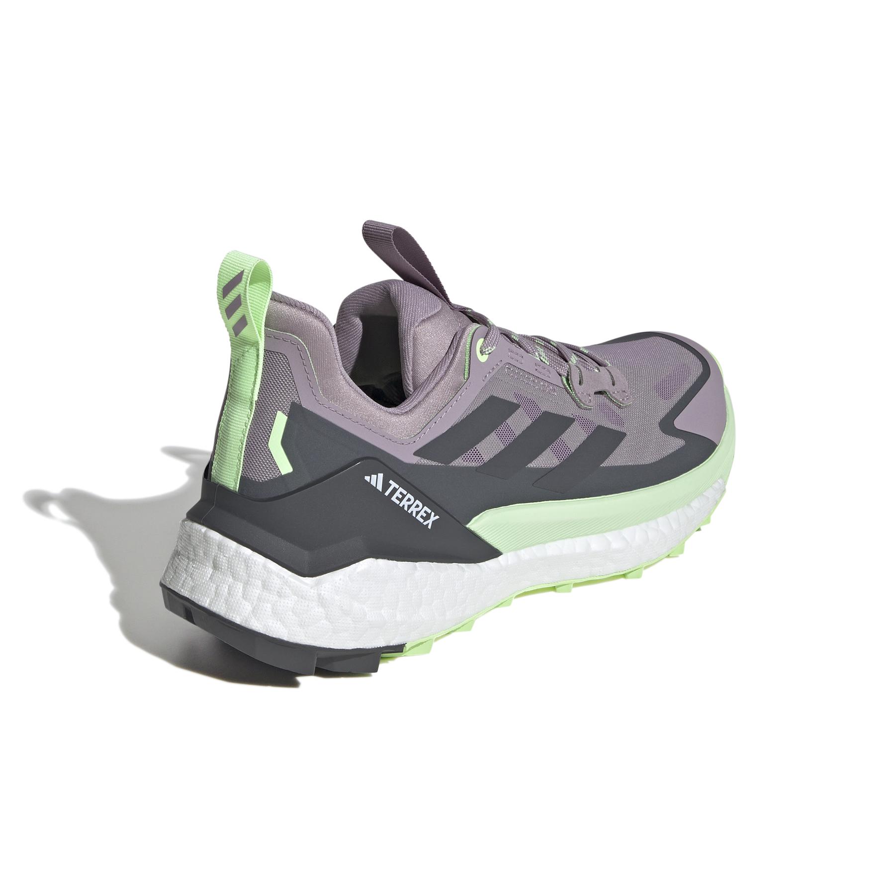 product/a/d/adidas_ie5123_7_footwear_photography_back_lateral_top_view_white.jpg
