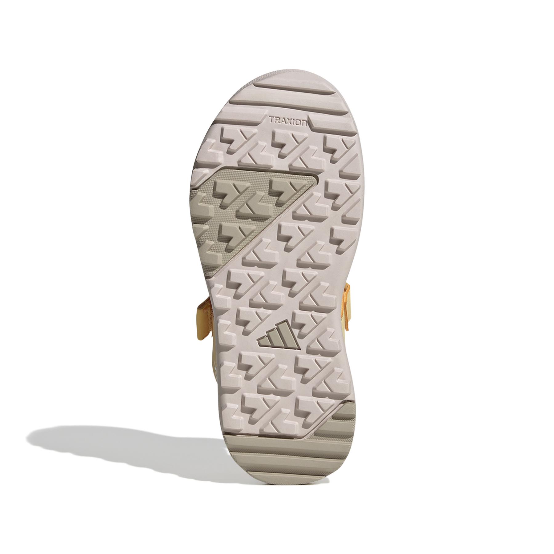 product/a/d/adidas_ie5140_4_footwear_photography_bottom_view_white.jpg