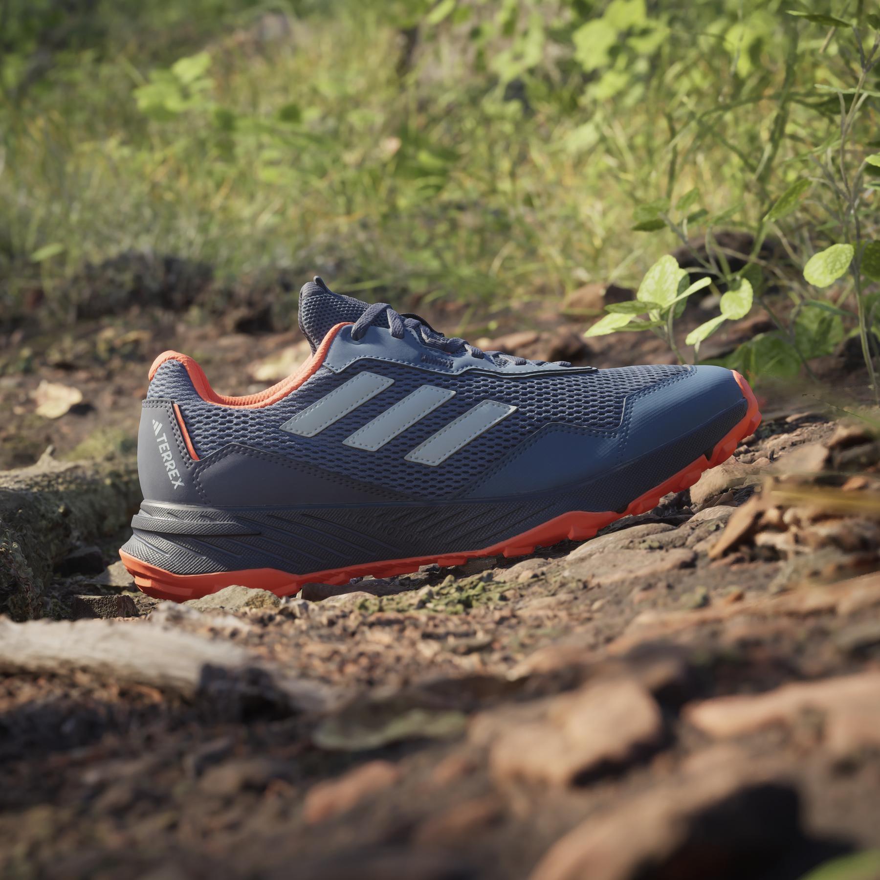 product/a/d/adidas_ie5908_16_footwear_photography_heromrktng_view_3_white-nw032224.jpg