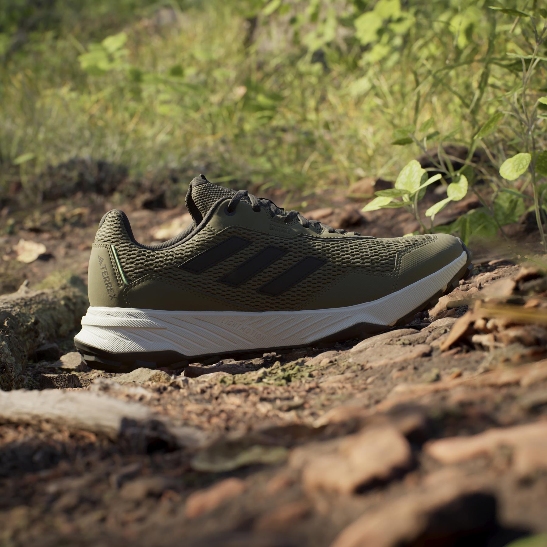 product/a/d/adidas_ie5911_12_footwear_photography_heromrktng_view_3_white.jpg