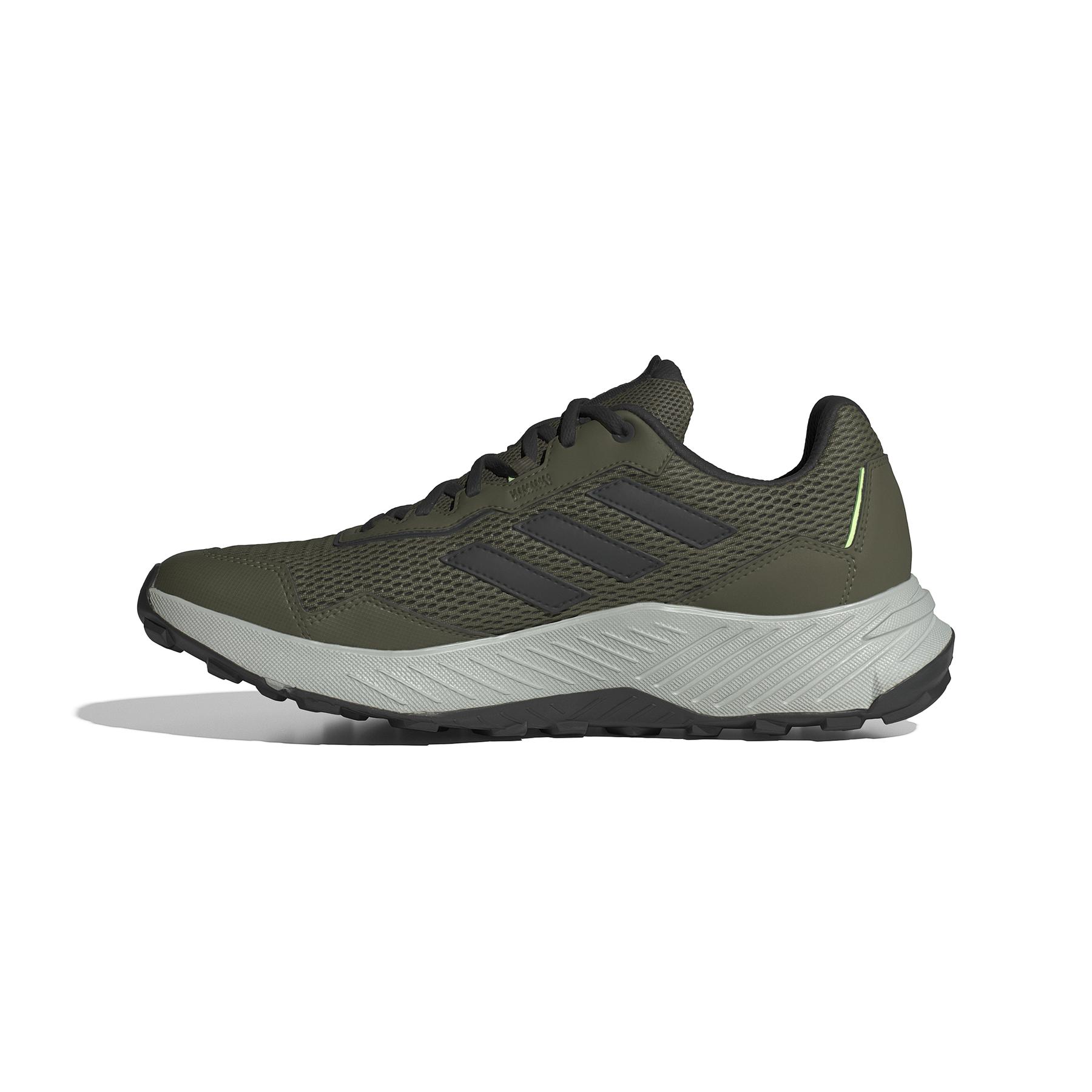 product/a/d/adidas_ie5911_5_footwear_photography_side_medial_center_view_white.jpg