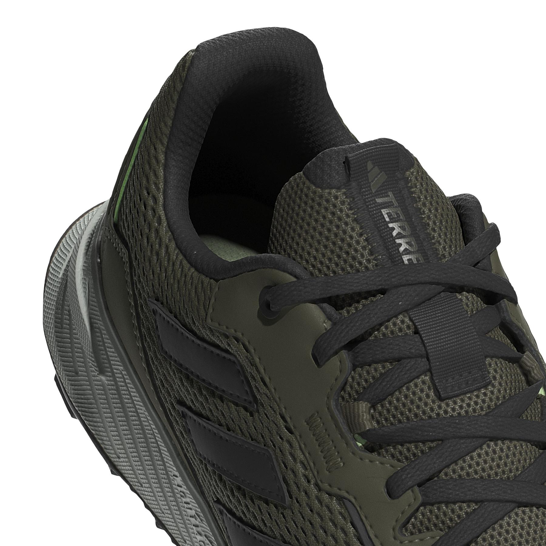 product/a/d/adidas_ie5911_9_footwear_photography_detail_view_2_white.jpg