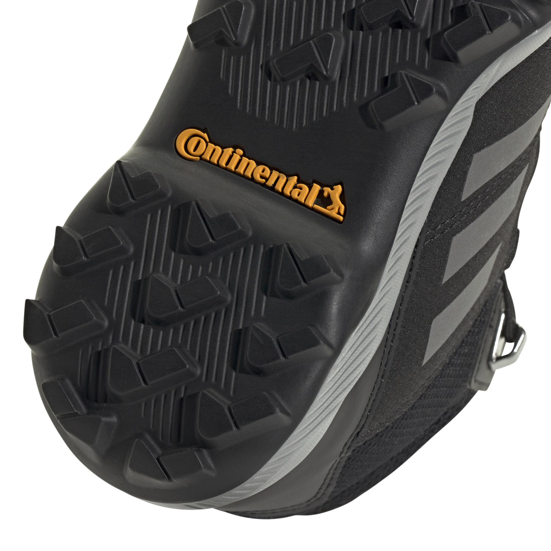 product/a/d/adidas_ie6079_8_footwear_photography_detail_view_1_white.jpg