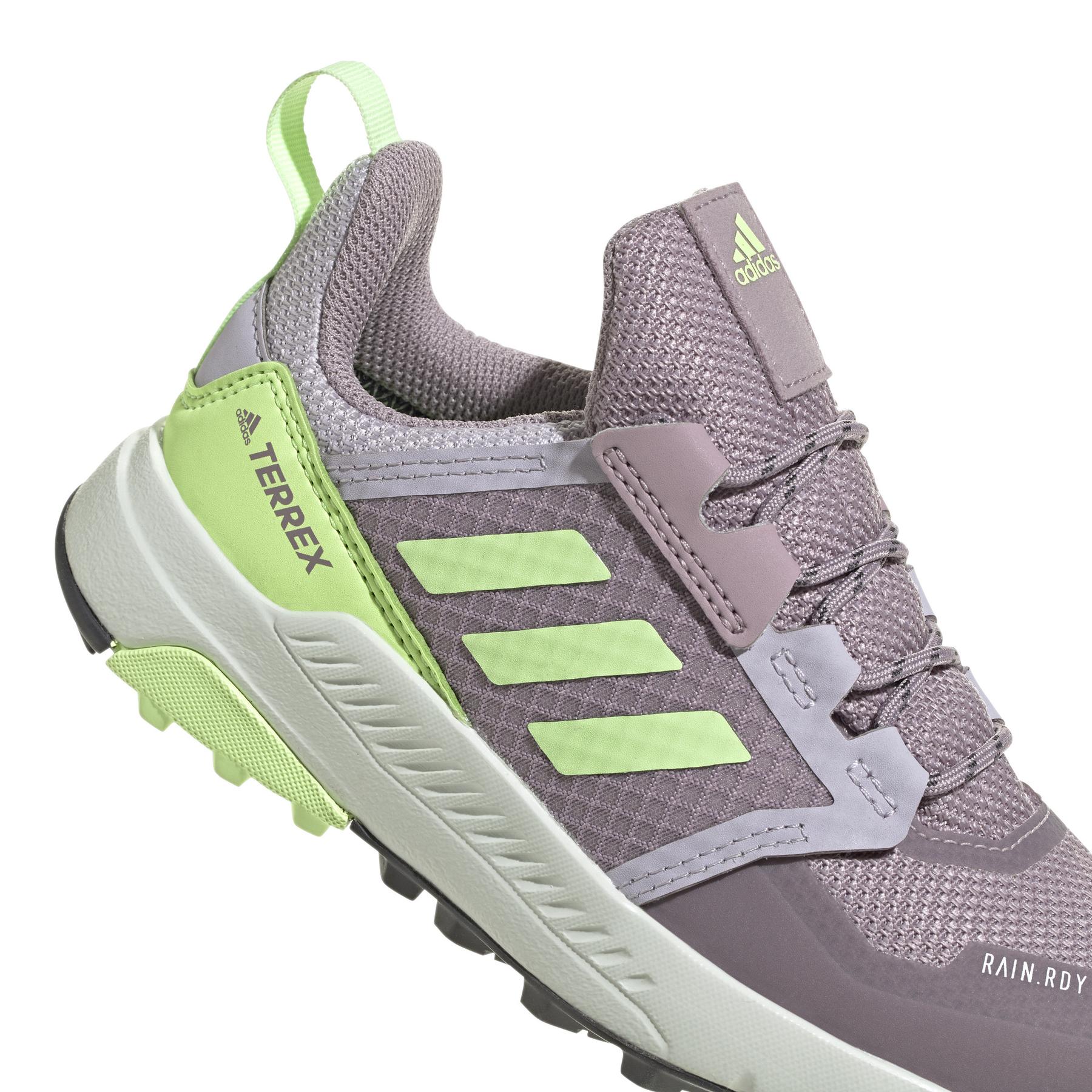 product/a/d/adidas_ie7604_9_footwear_photography_detail_view_2_white.jpg