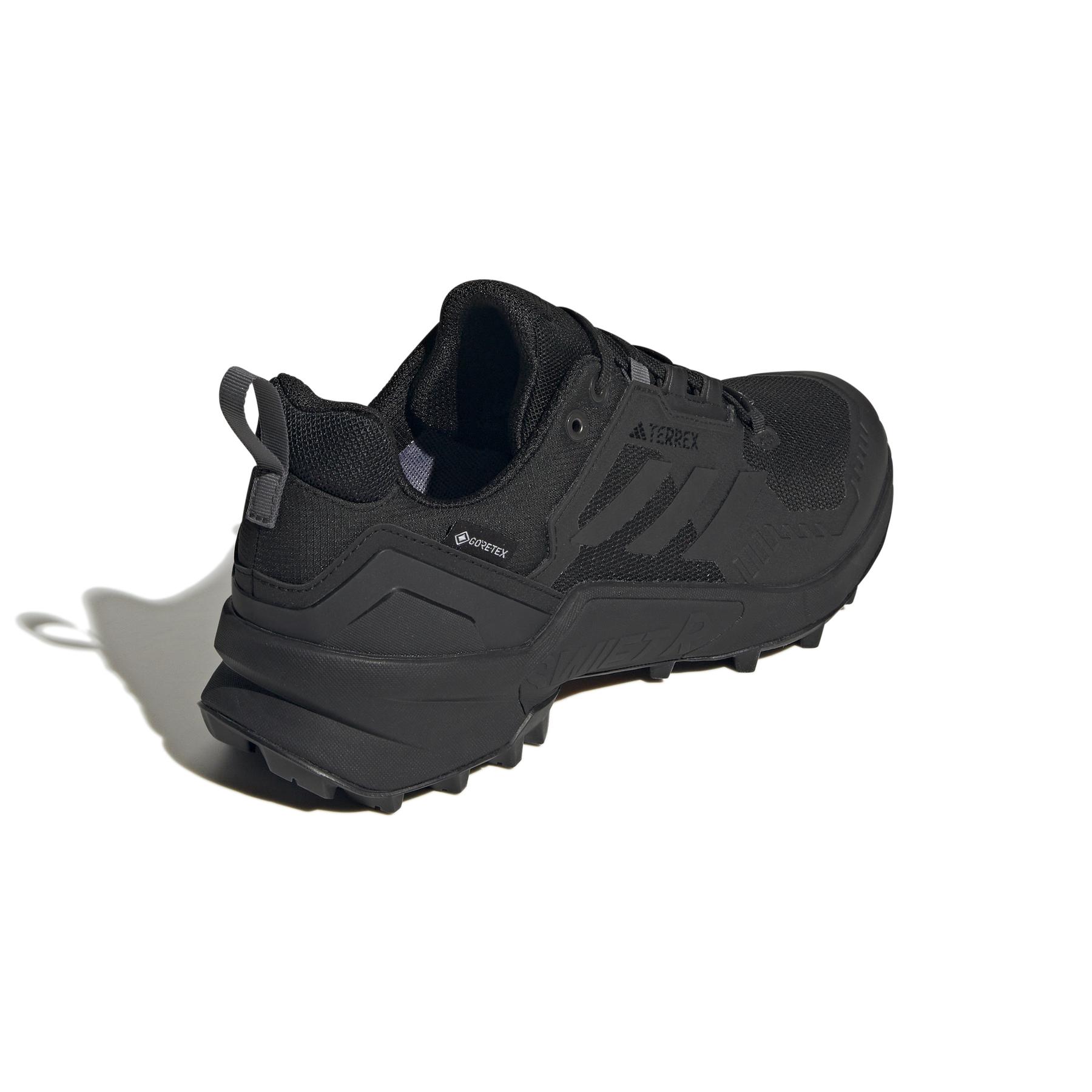 product/a/d/adidas_ie7634_7_footwear_photography_back_lateral_top_view_white.jpg