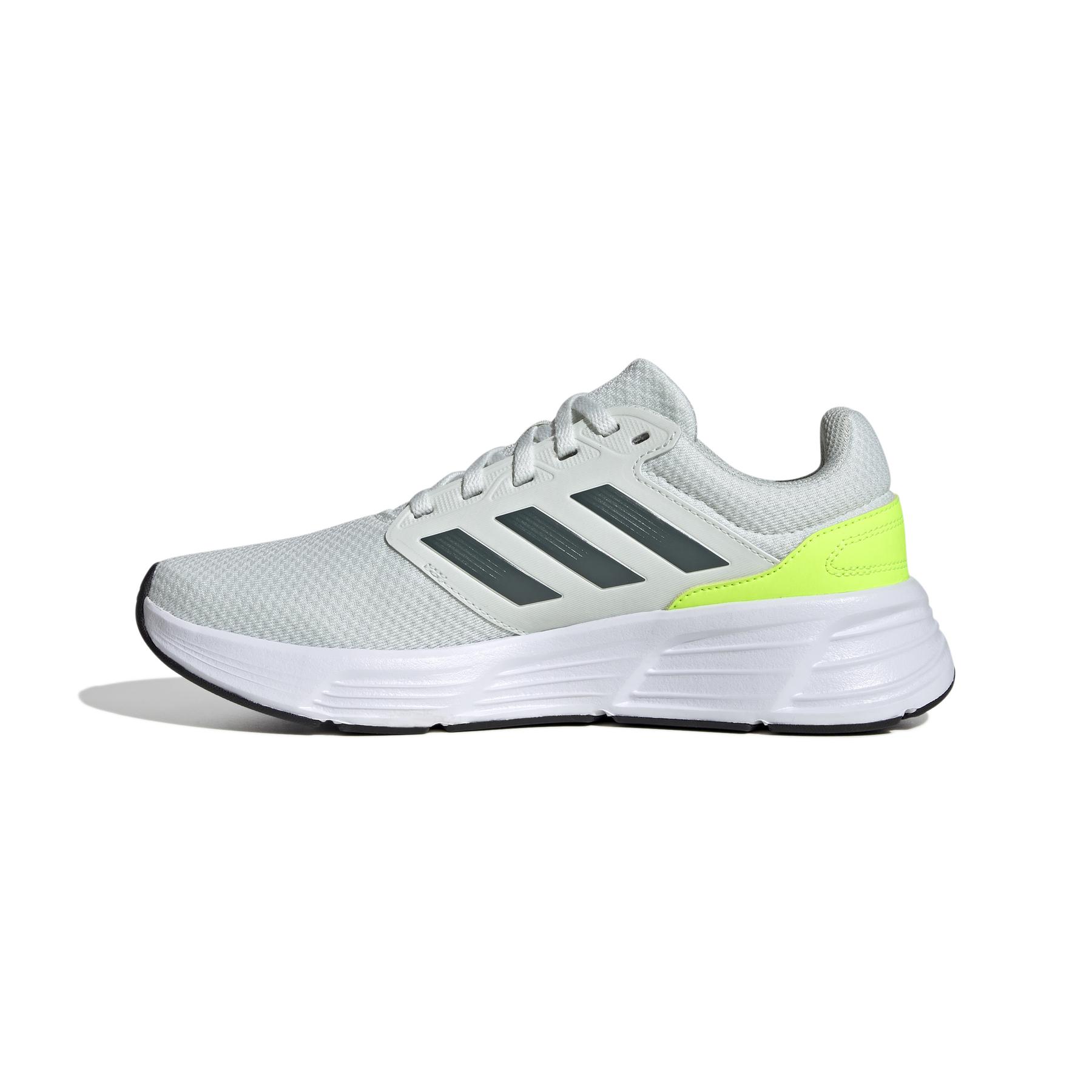 product/a/d/adidas_ie8135_5_footwear_photography_side_medial_center_view_white.jpg