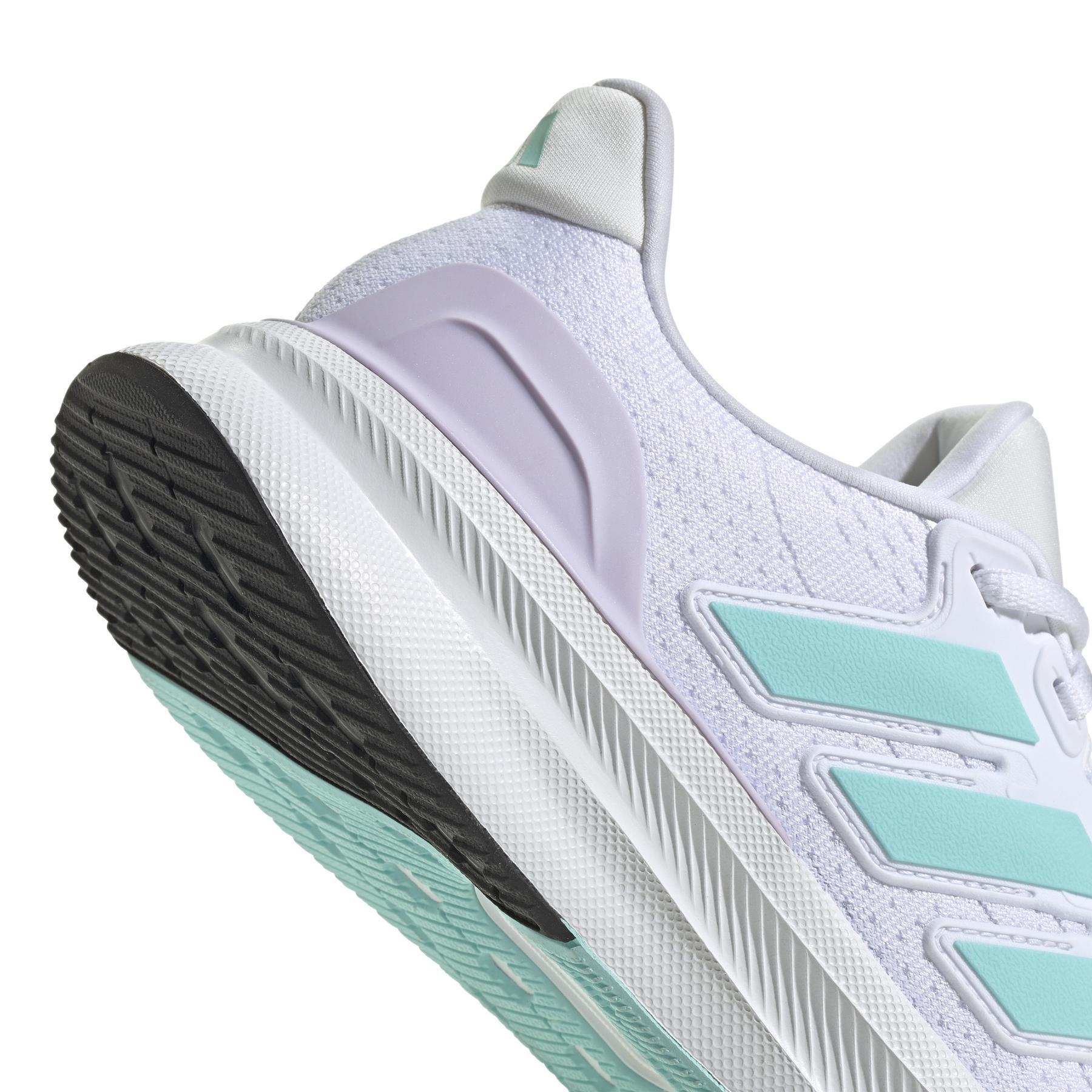 product/a/d/adidas_ie8799_8_footwear_photography_detail_view_1_white.jpg