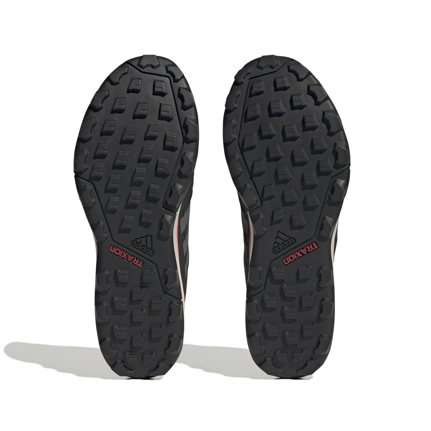 product/a/d/adidas_ie9398_4_footwear_photography_bottom_view_white.jpg