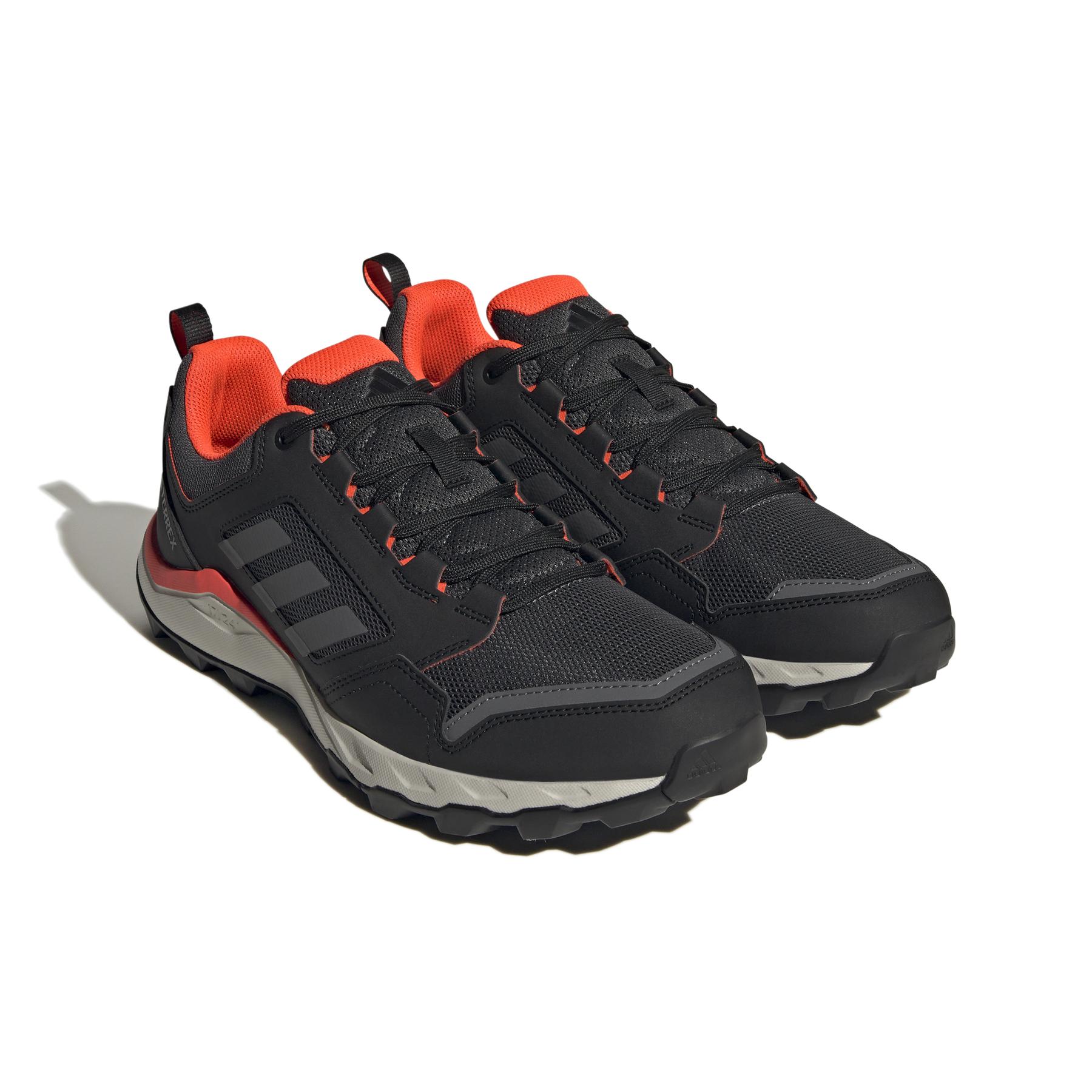 product/a/d/adidas_ie9398_6_footwear_photography_front_lateral_top_view_white.jpg
