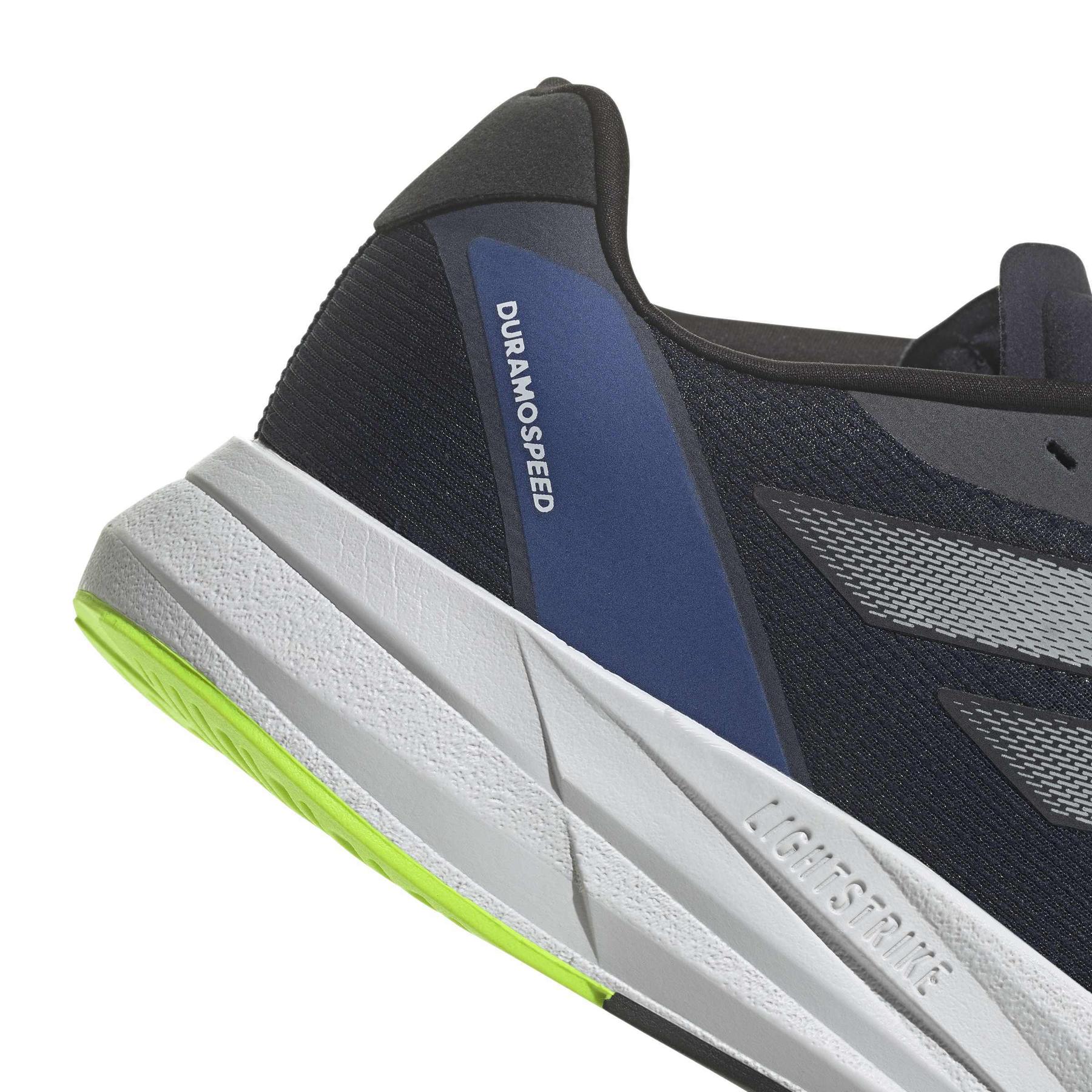 product/a/d/adidas_if0566_9_footwear_photography_detail_view_2_white-nw091625.jpg