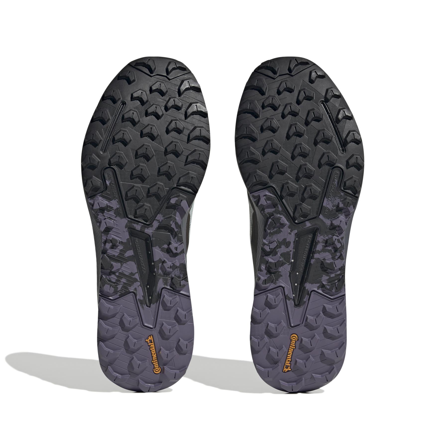 product/a/d/adidas_if2571_4_footwear_photography_bottom_view_white.jpg