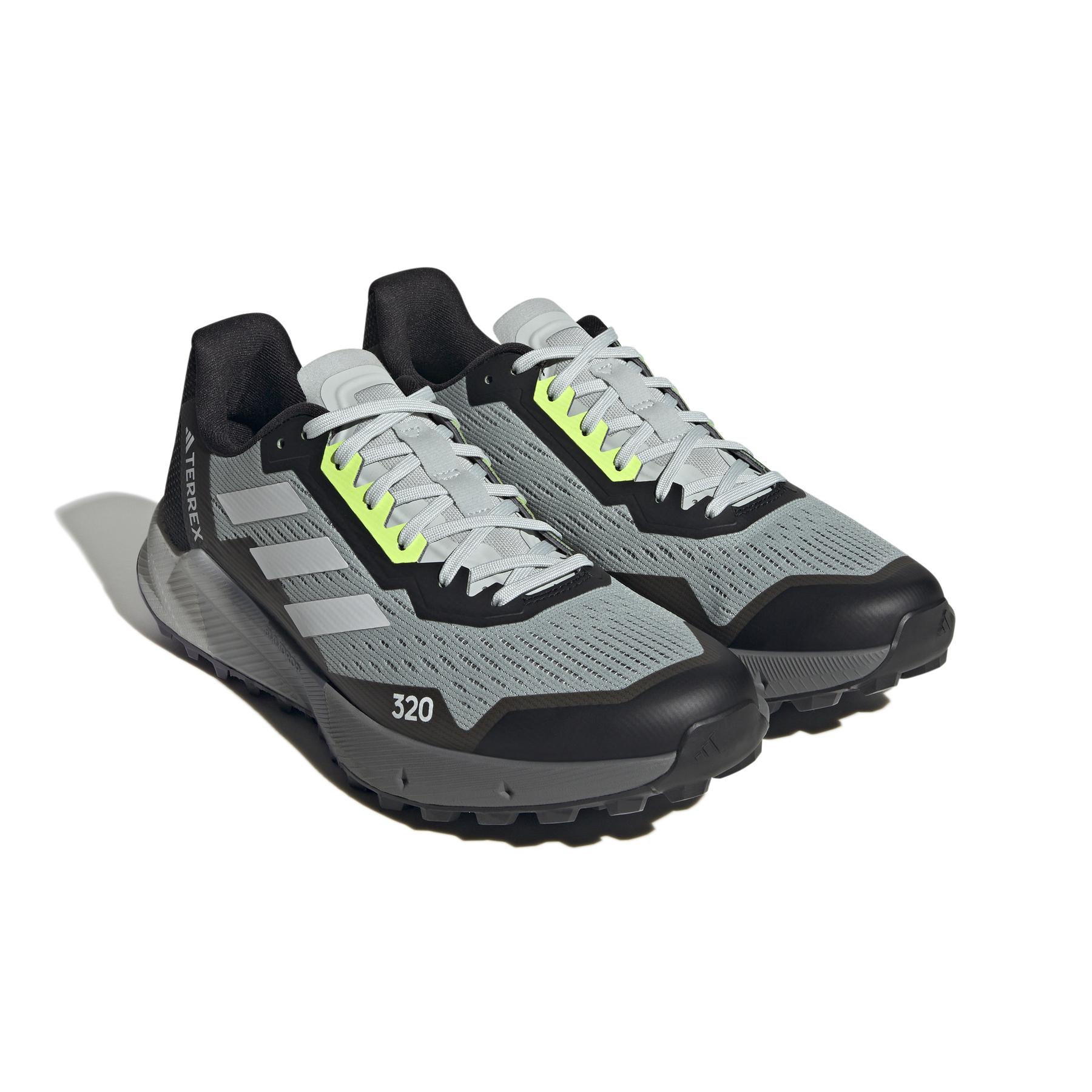 product/a/d/adidas_if2571_6_footwear_photography_front_lateral_top_view_white.jpg