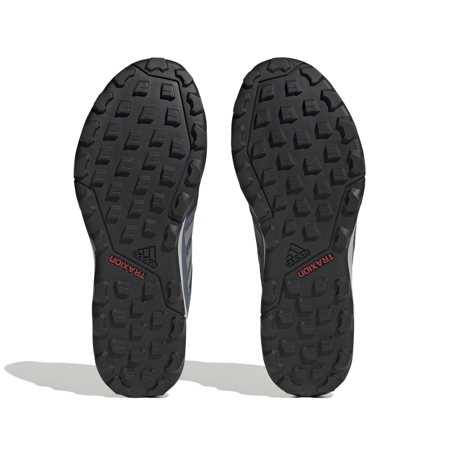 product/a/d/adidas_if2583_4_footwear_photography_bottom_view_white.jpg