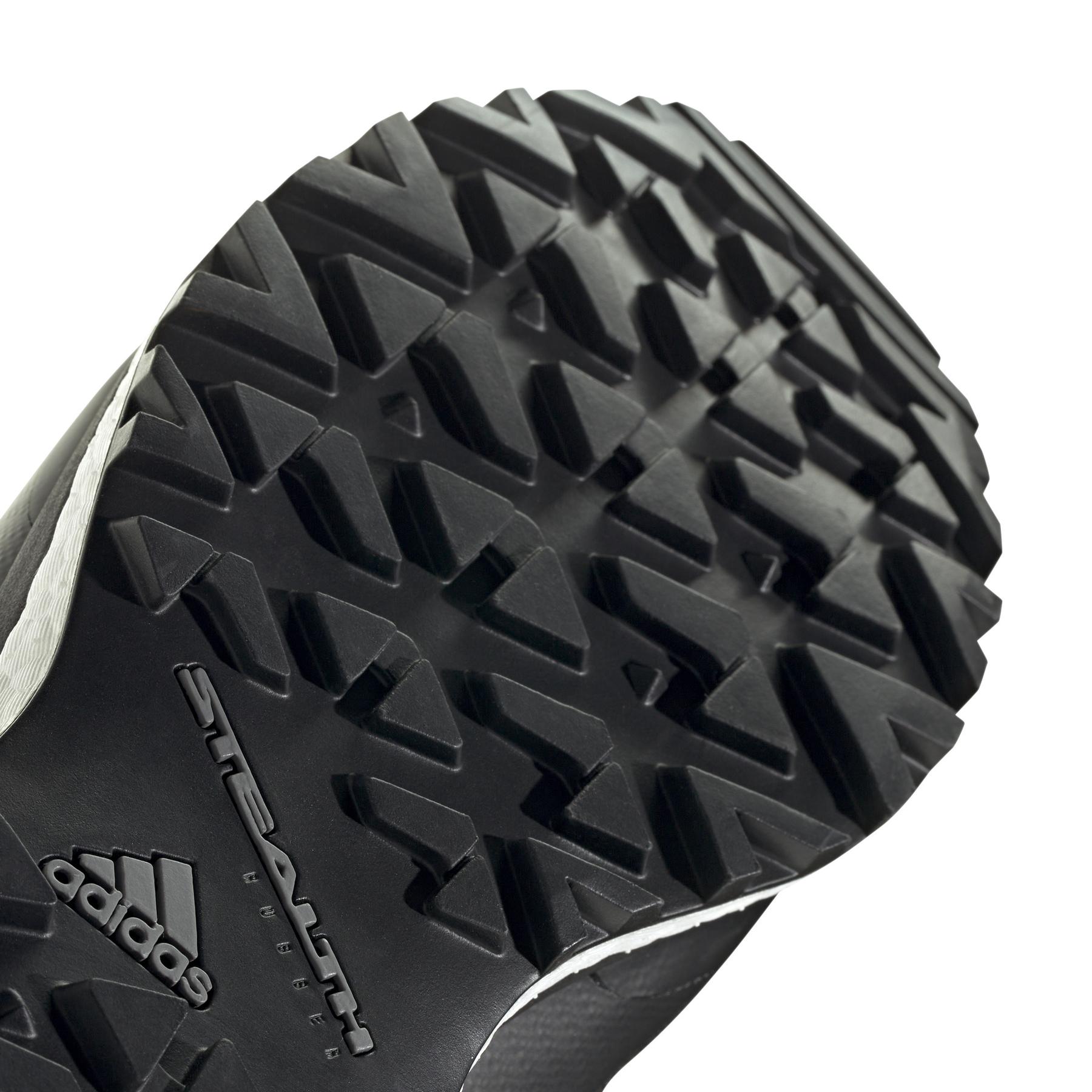 product/a/d/adidas_if4956_10_footwear_photography_detail_view_3_white.jpg