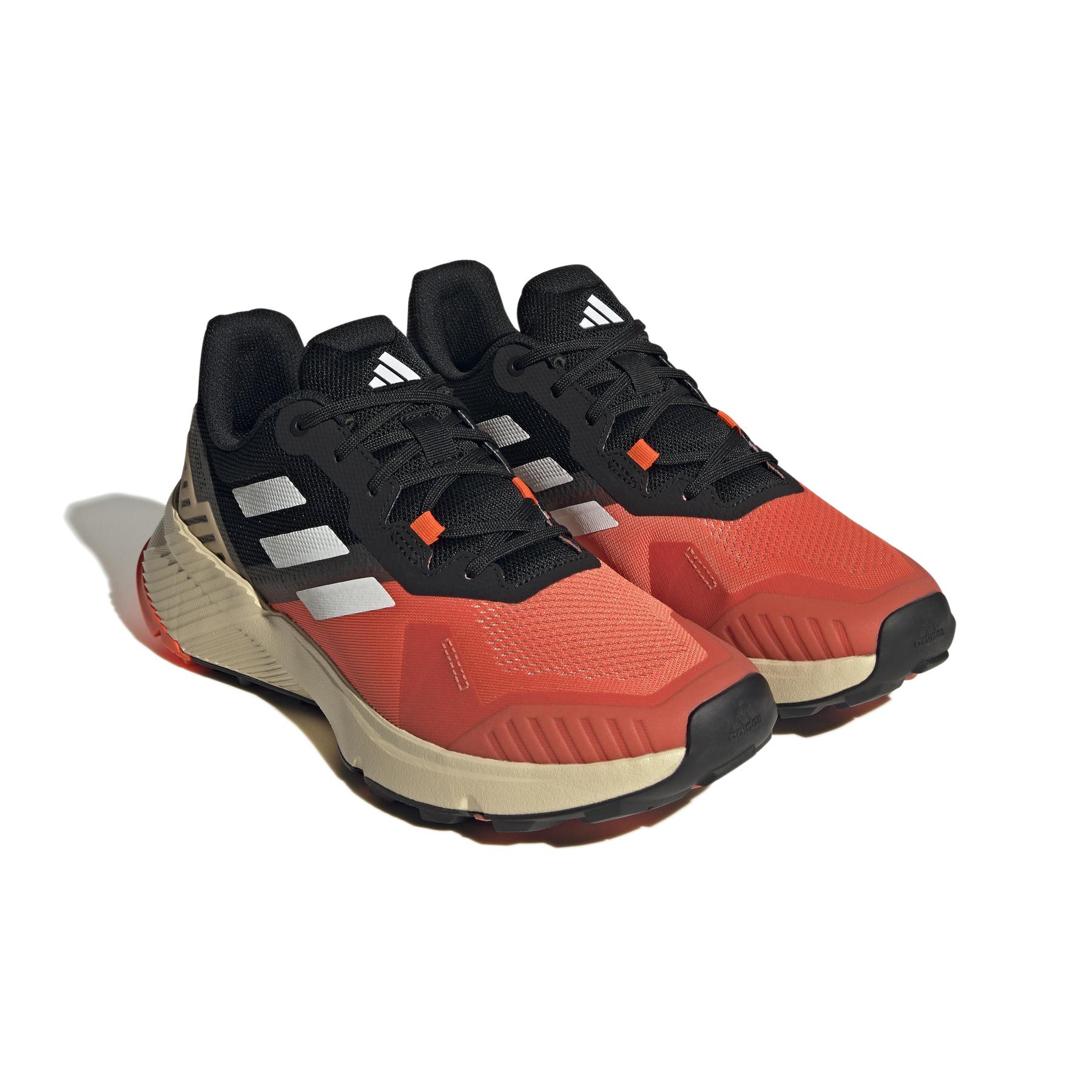 product/a/d/adidas_if5011_6_footwear_photography_front_lateral_top_view_white.jpg