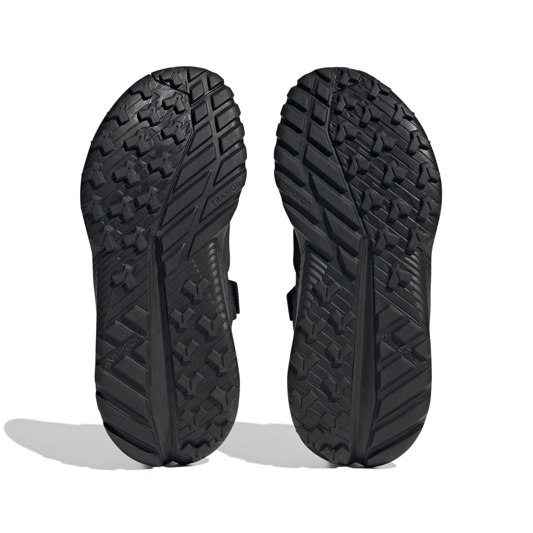 product/a/d/adidas_if7596_4_footwear_photography_bottom_view_white-nw052424.jpg
