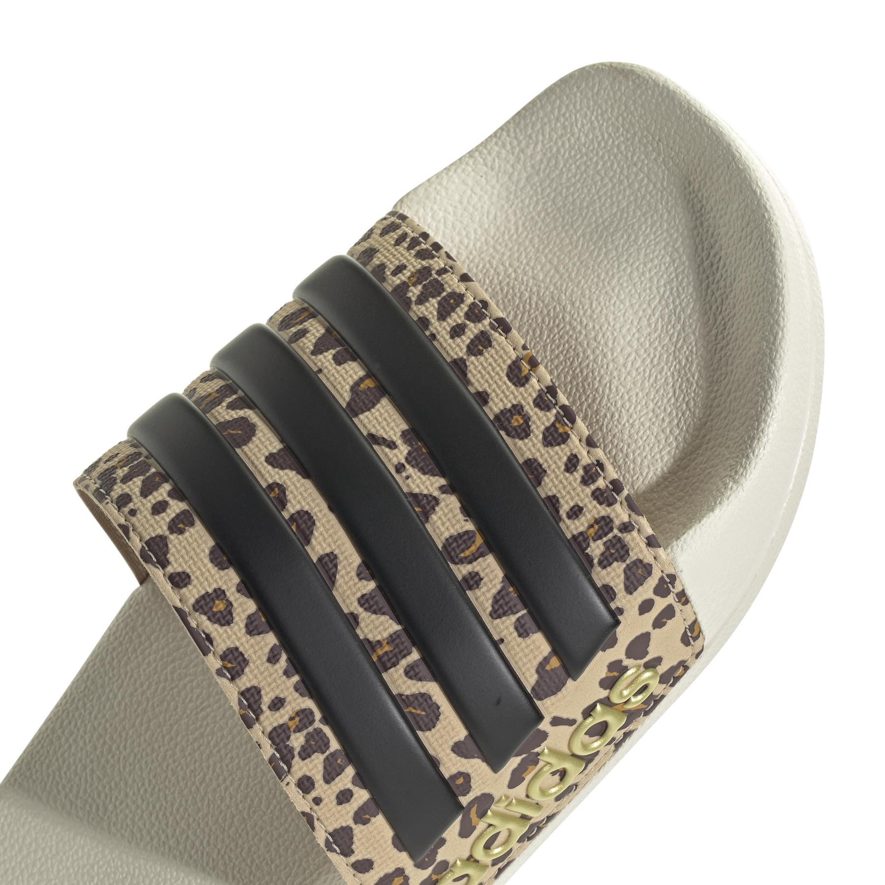 product/a/d/adidas_ig3682_8_footwear_photography_detail_view_1_white.jpg