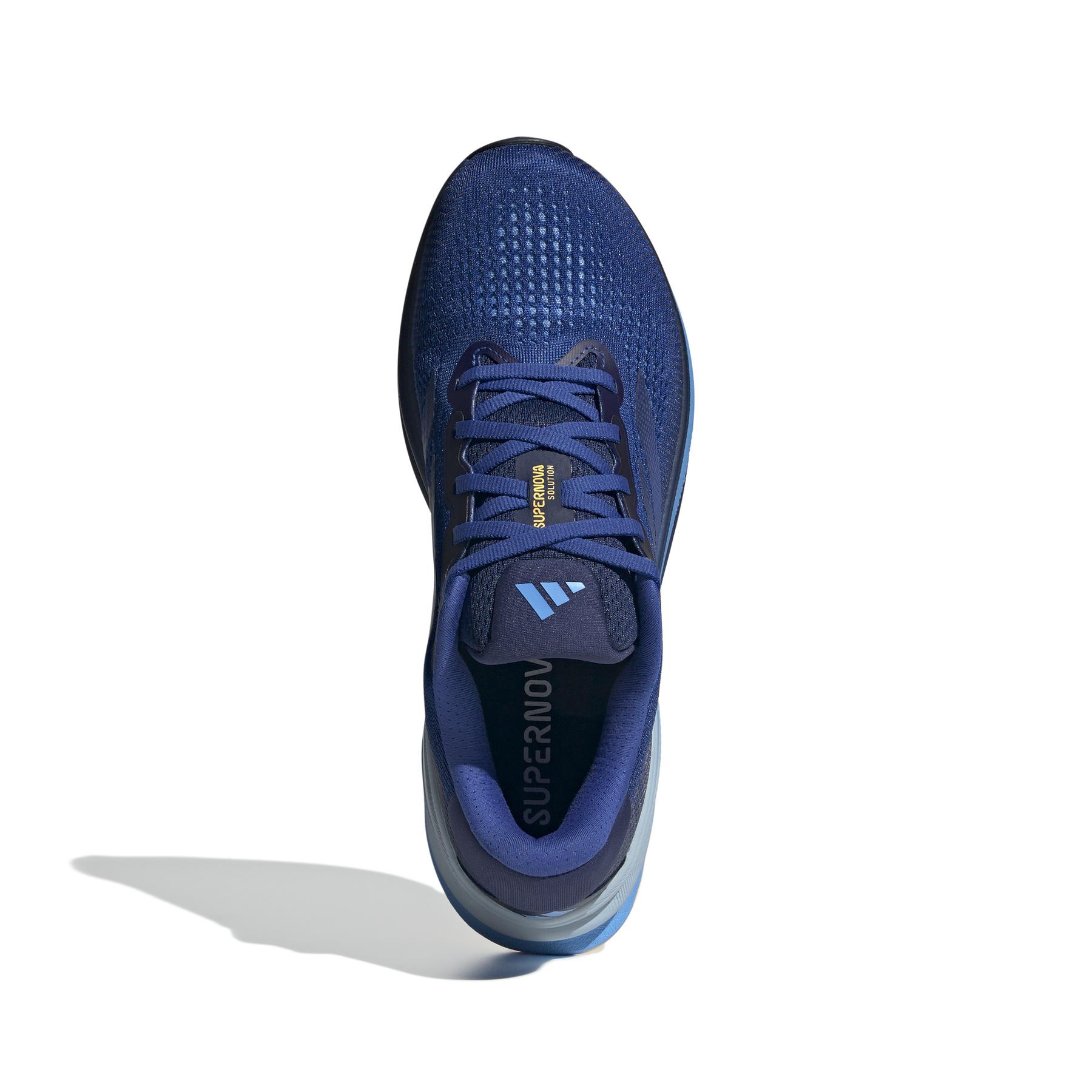 product/a/d/adidas_ig5849_3_footwear_photography_top_portrait_view_white-nw032224.jpg