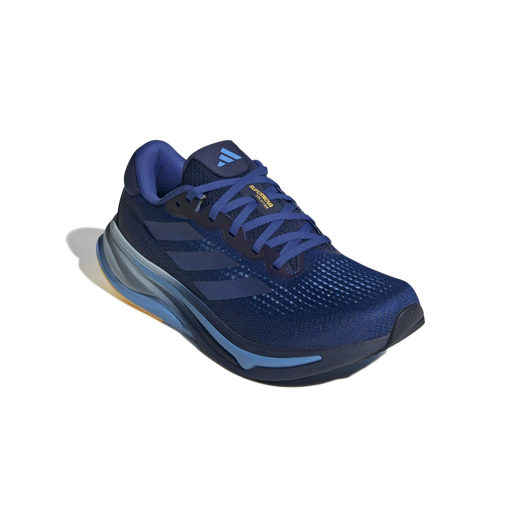 product/a/d/adidas_ig5849_6_footwear_photography_front_lateral_top_view_white-nw032224.jpg